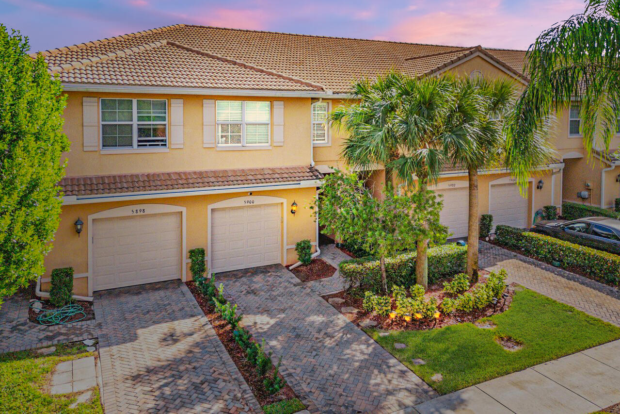5900 Monterra Club Drive, Lake Worth