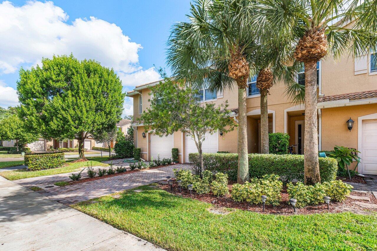 5900 Monterra Club Drive, Lake Worth