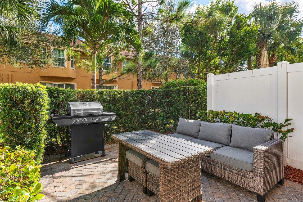 5900 Monterra Club Drive, Lake Worth