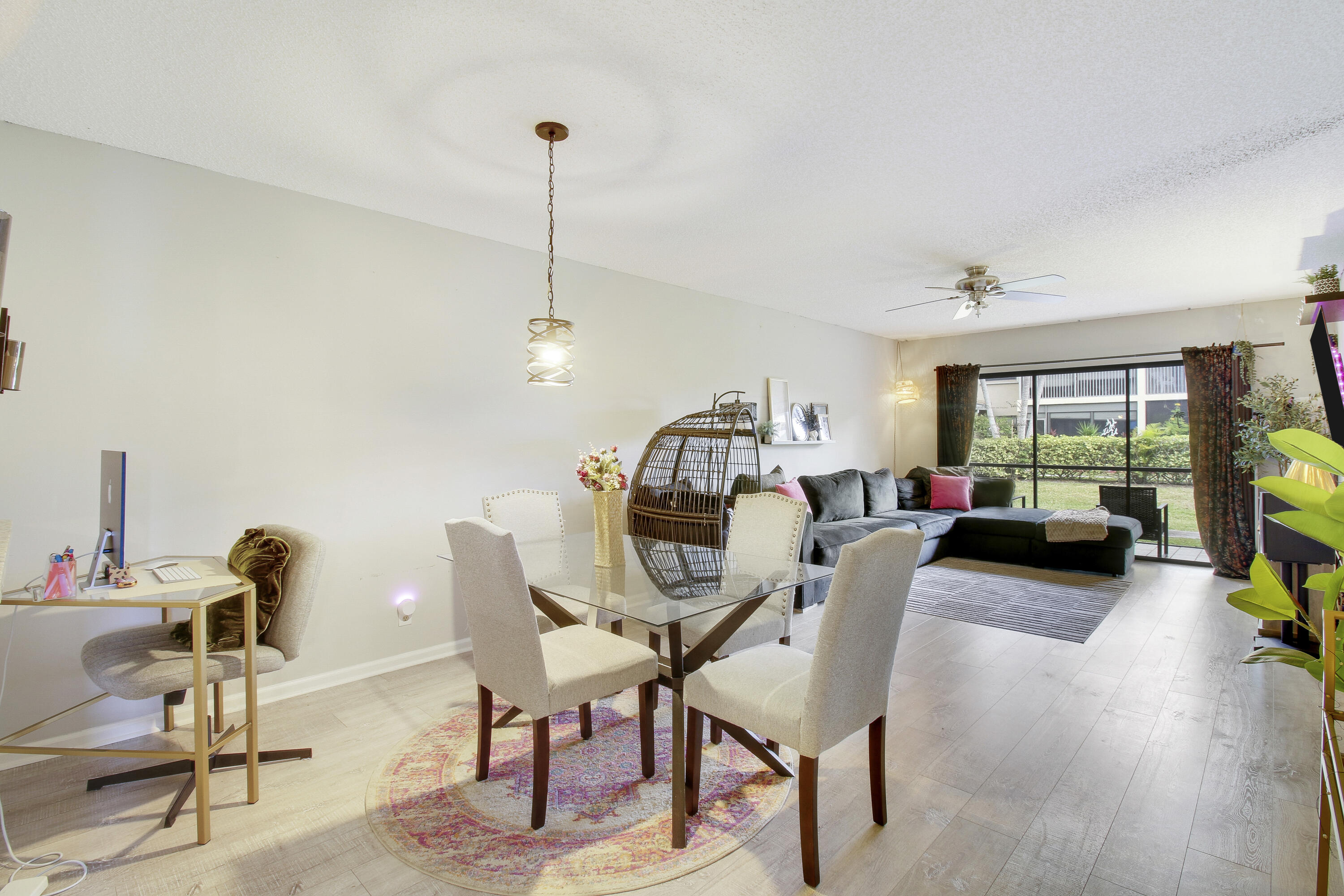 1001 SE 6th Avenue D122
