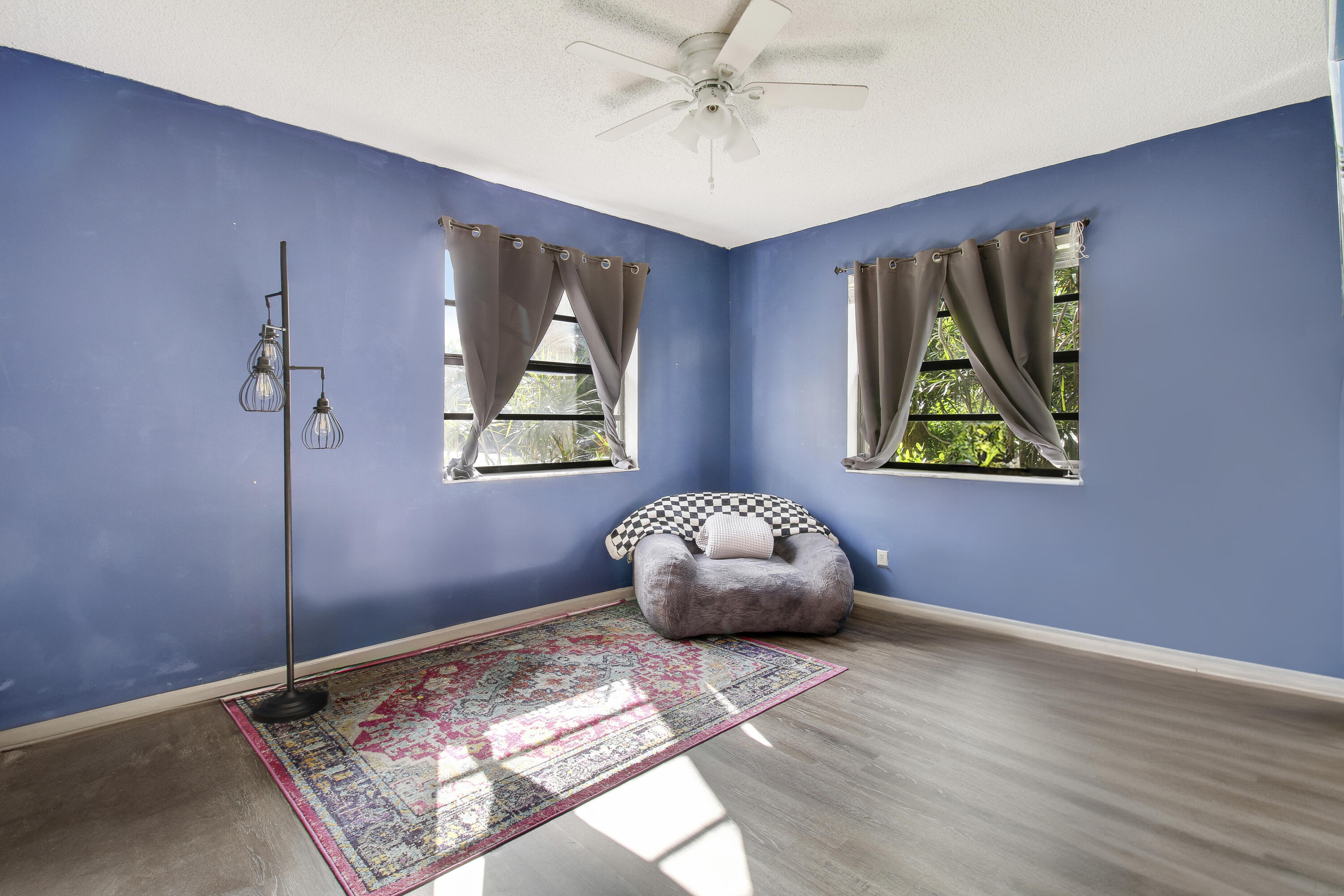 1001 SE 6th Avenue D122