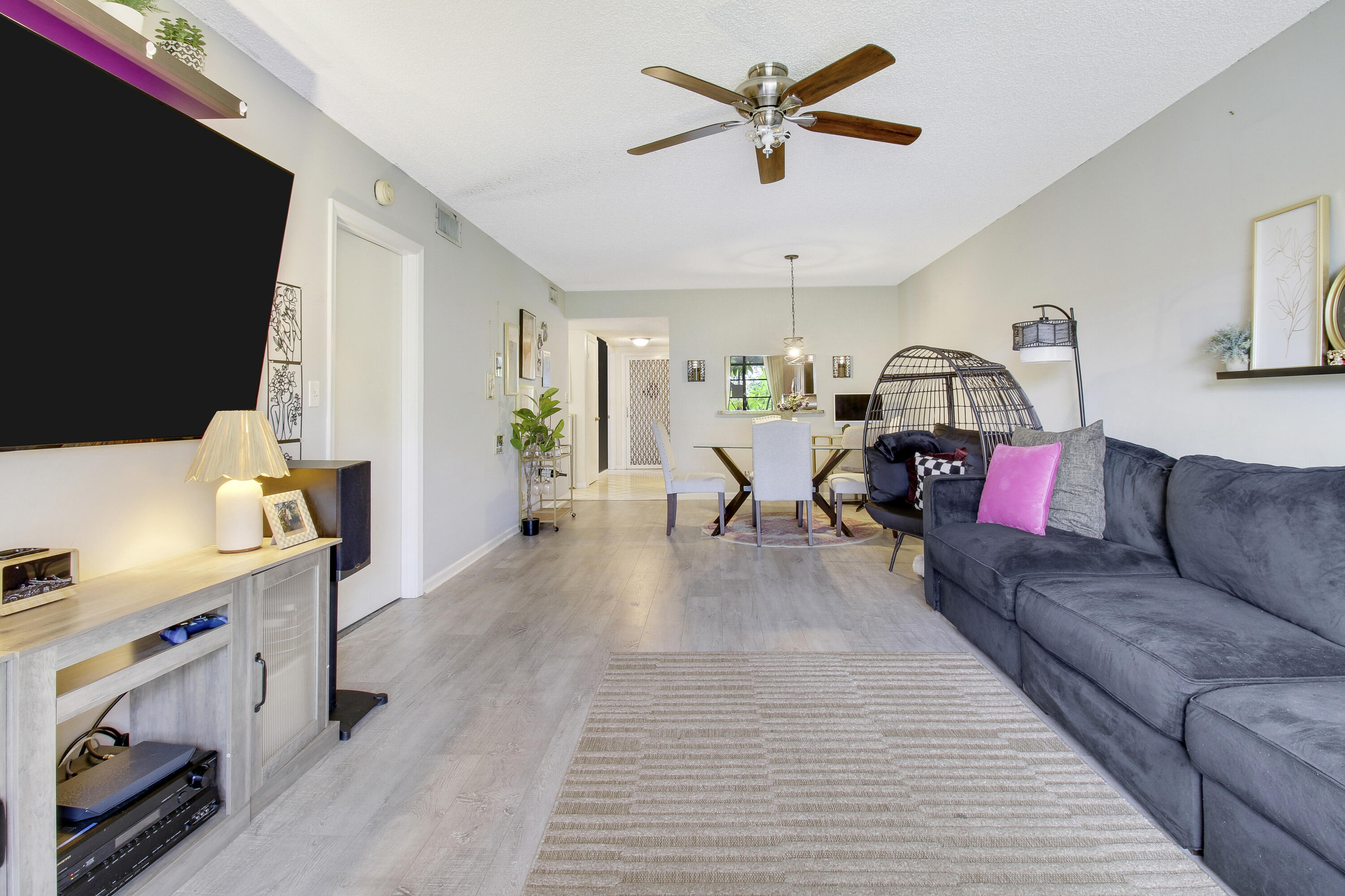 1001 SE 6th Avenue D122