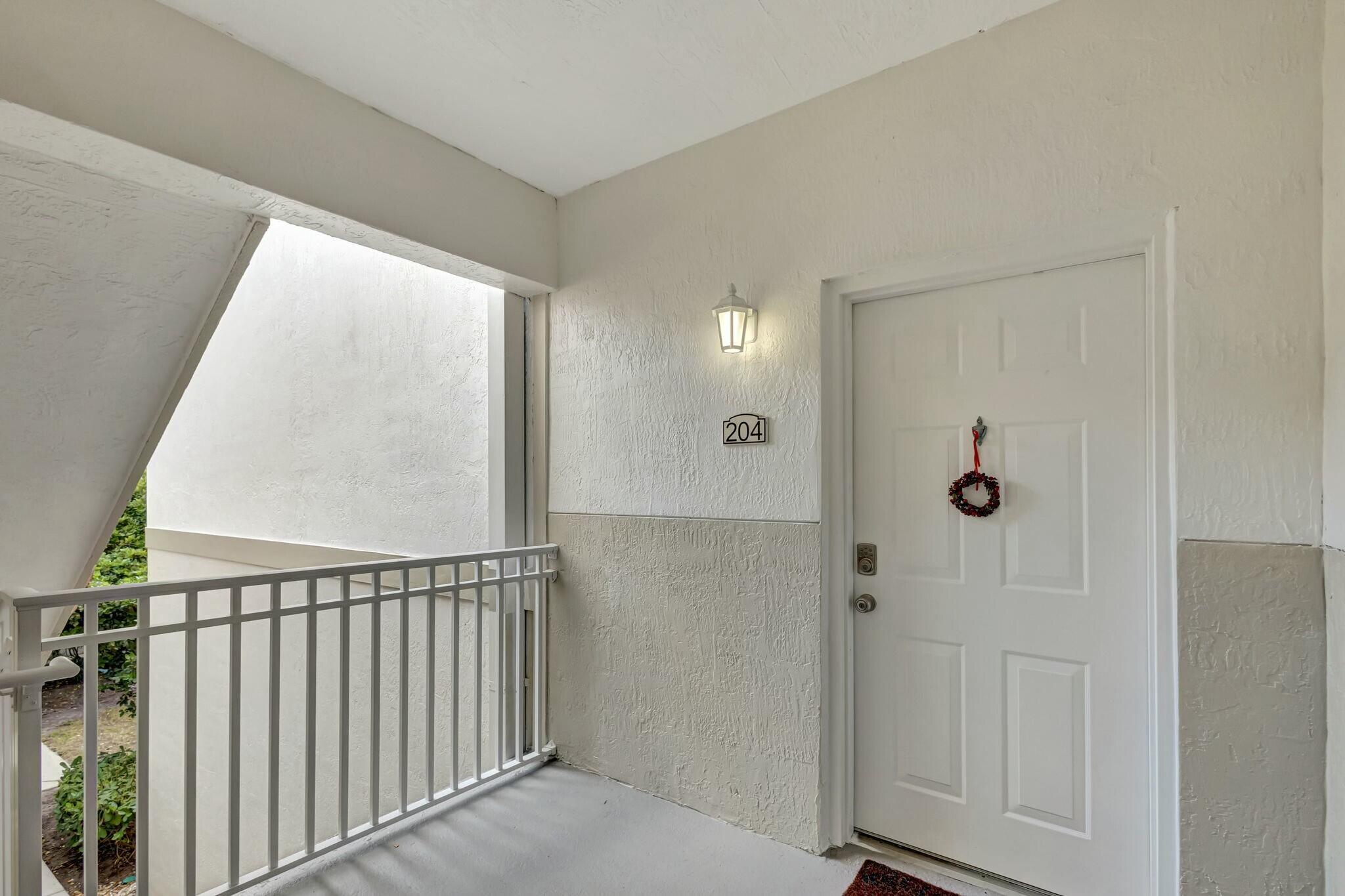 11023 Legacy 204 Lane 204, Palm Beach Gardens Unit: 204