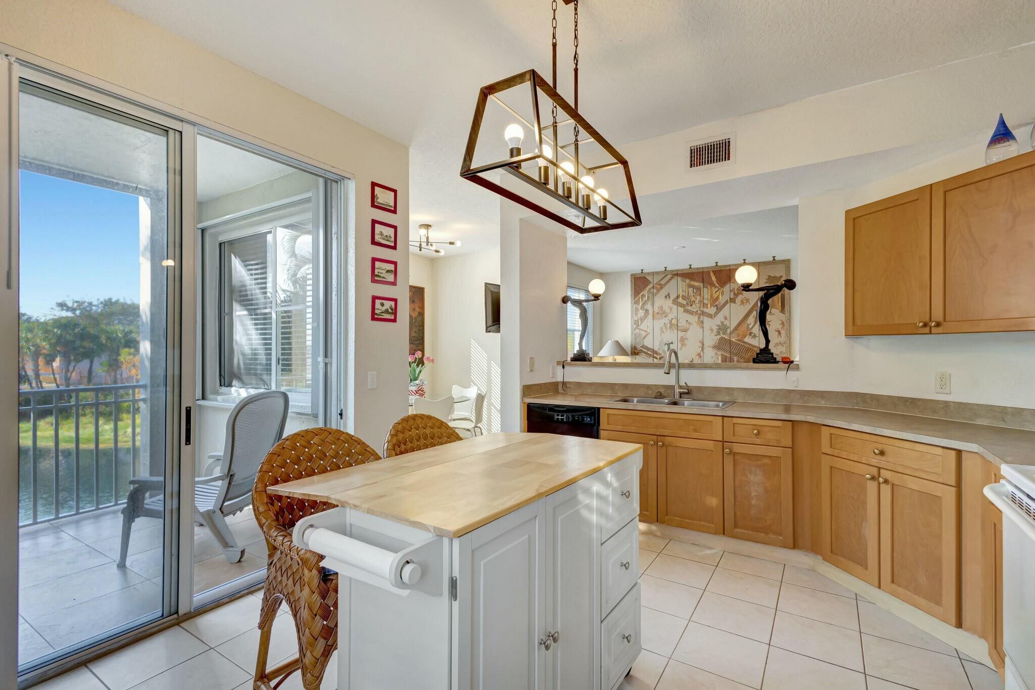 11023 Legacy 204 Lane 204, Palm Beach Gardens Unit: 204