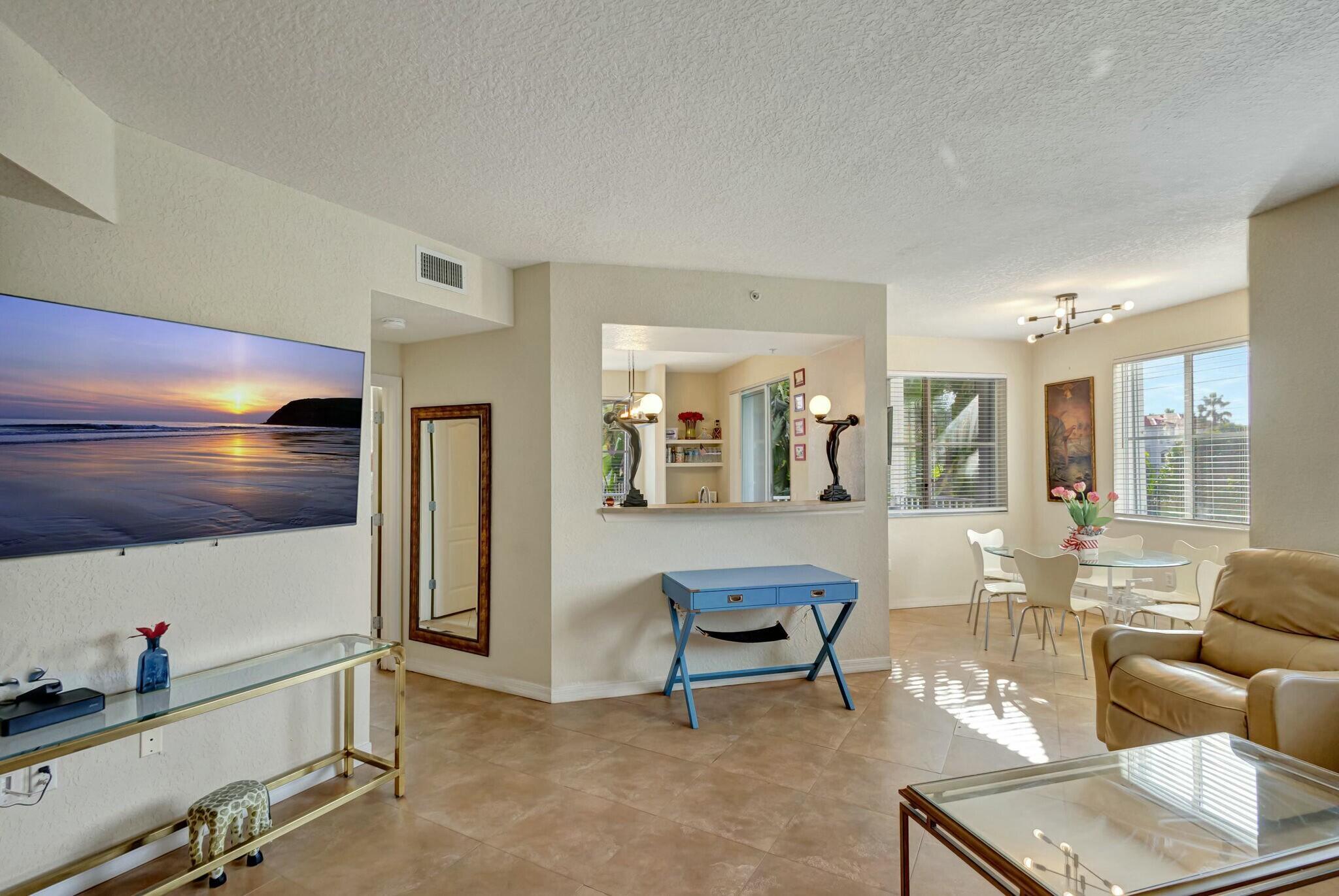 11023 Legacy 204 Lane 204, Palm Beach Gardens Unit: 204