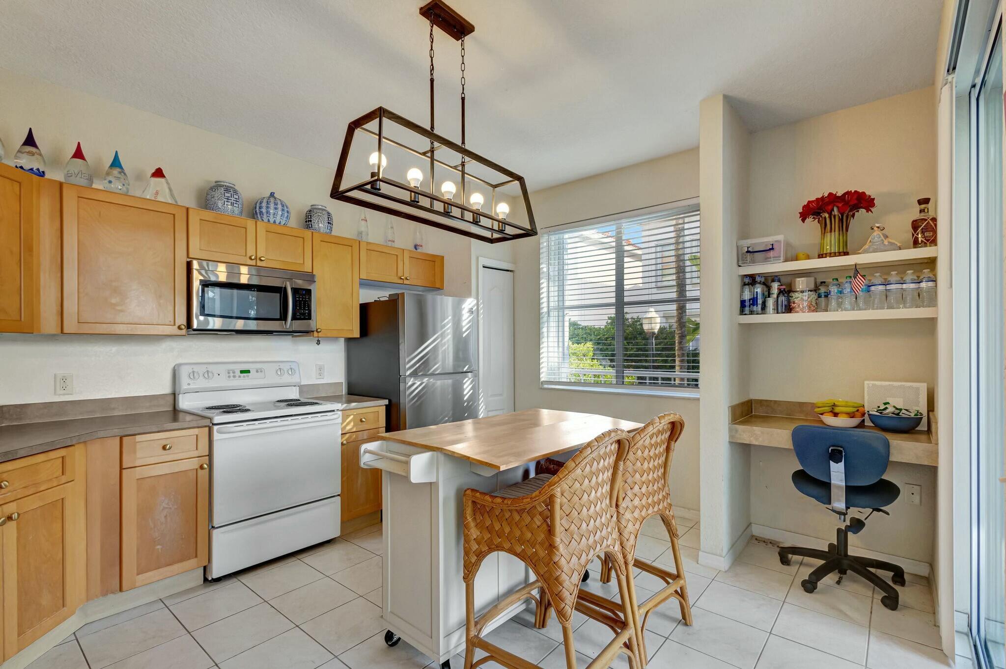 11023 Legacy 204 Lane 204, Palm Beach Gardens Unit: 204