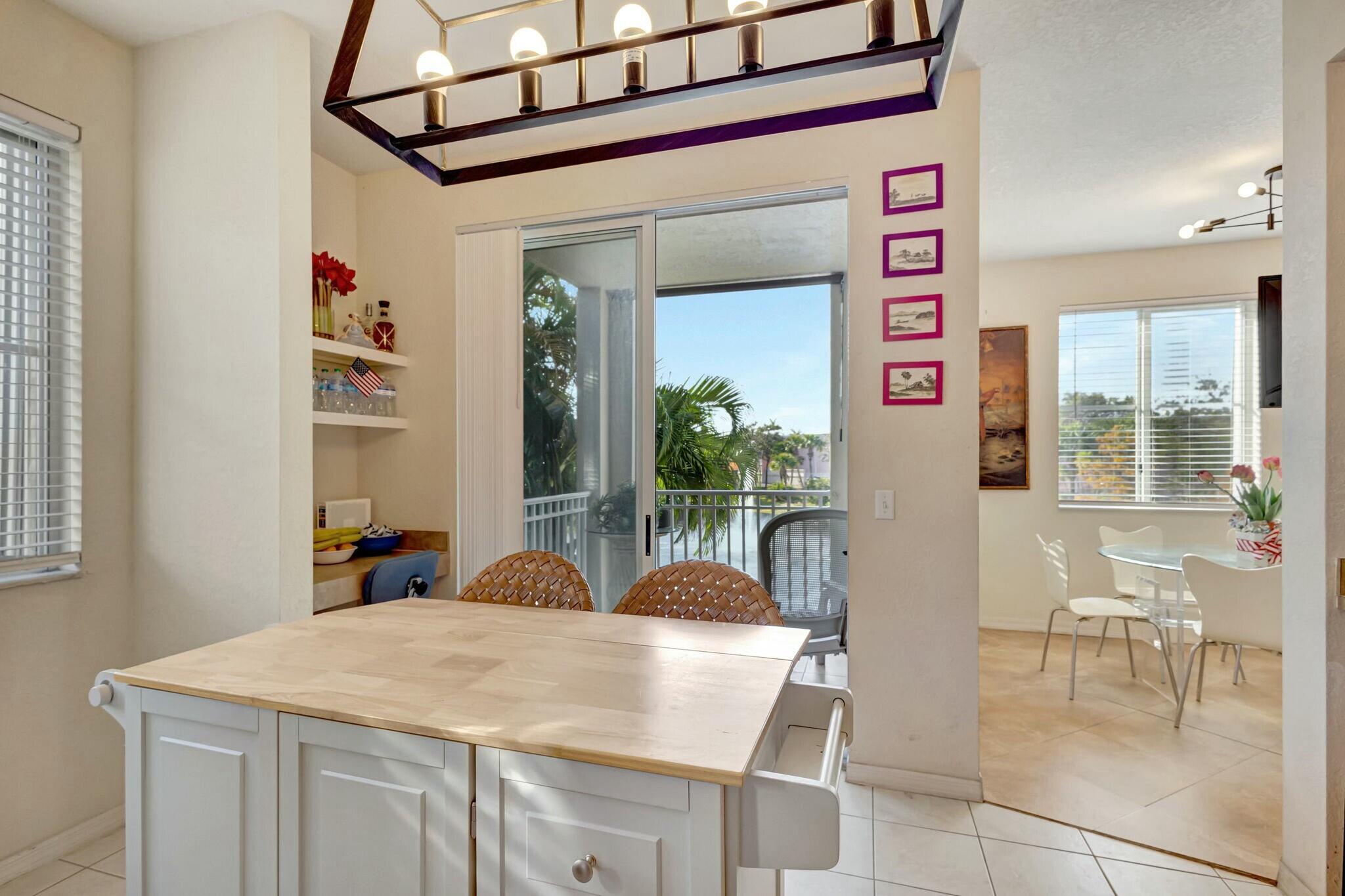 11023 Legacy 204 Lane 204, Palm Beach Gardens Unit: 204