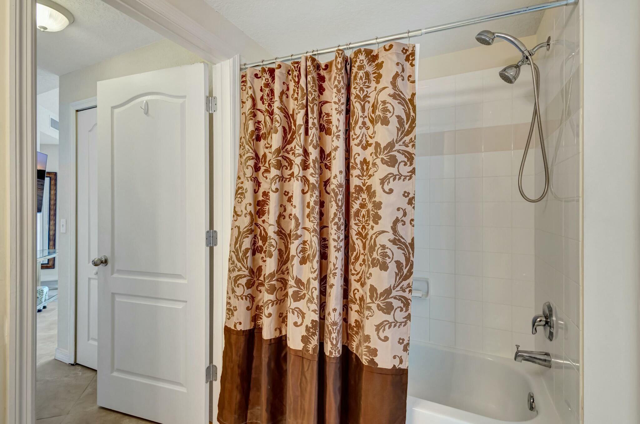 11023 Legacy 204 Lane 204, Palm Beach Gardens Unit: 204