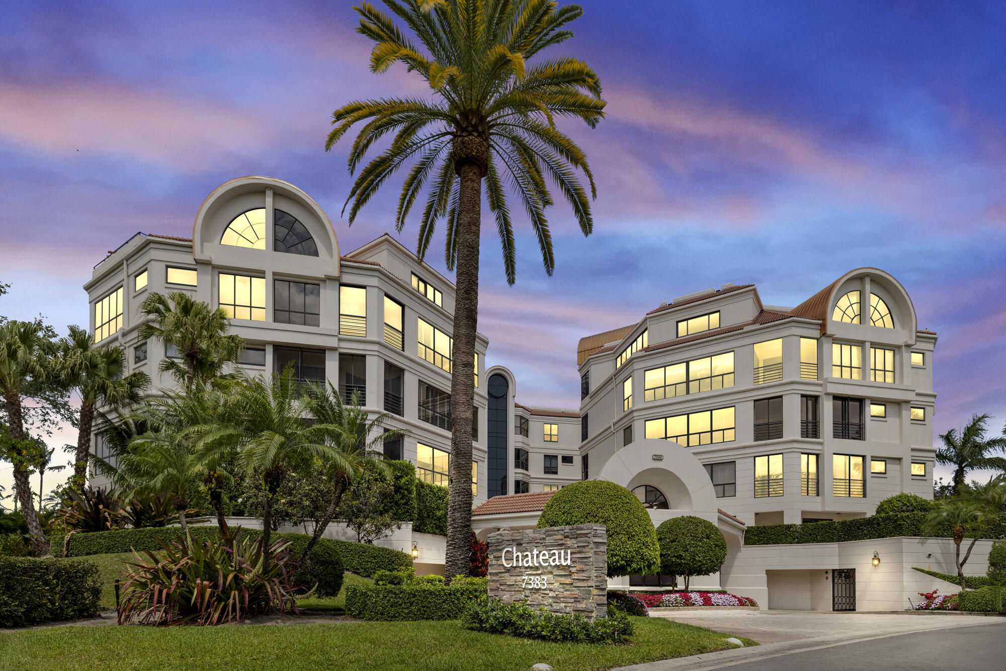 7383 Orangewood Lane 103