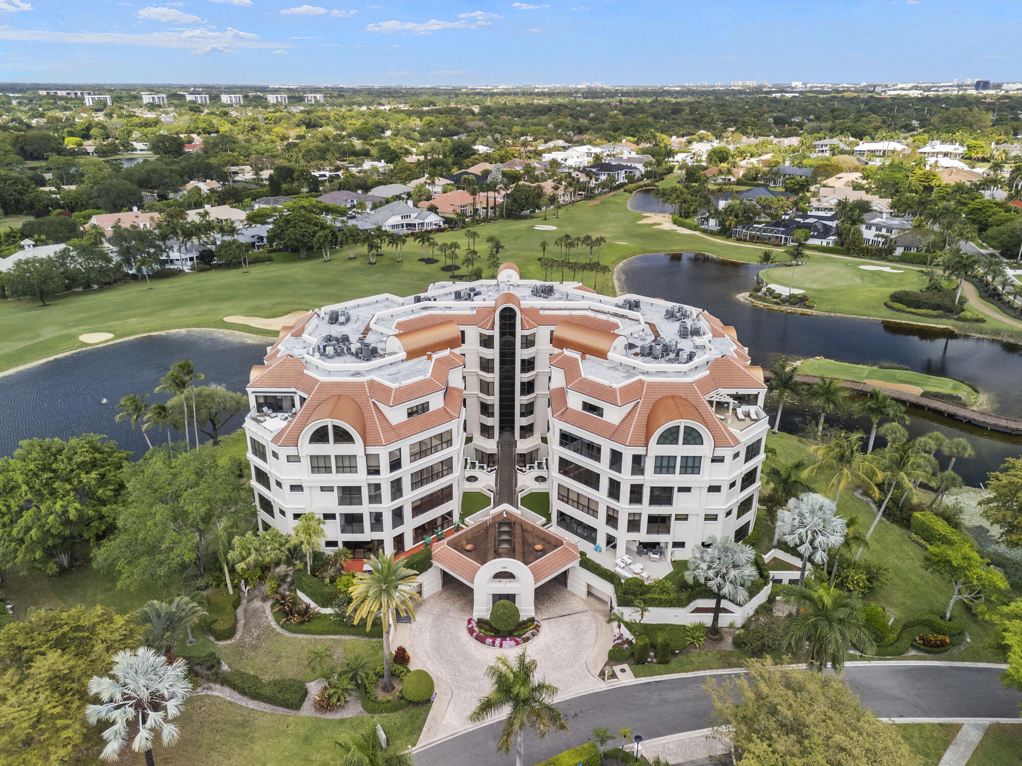 7383 Orangewood Lane 103