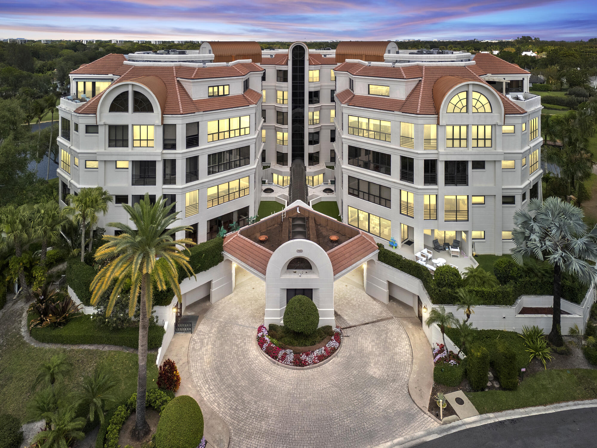 7383 Orangewood Lane 103