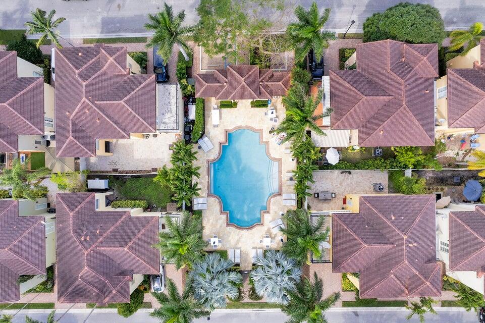 56 Via Floresta Drive 56