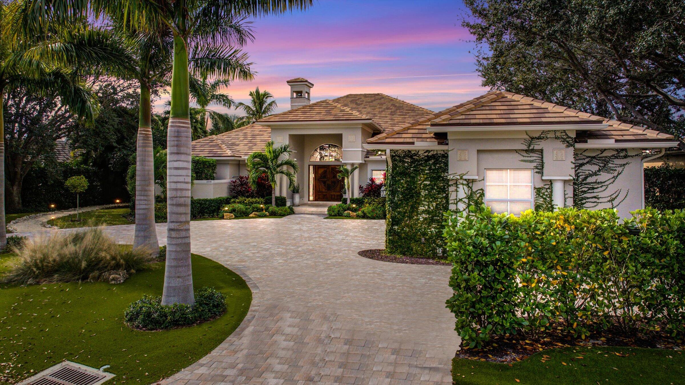 18808 SE Windward Island Lane