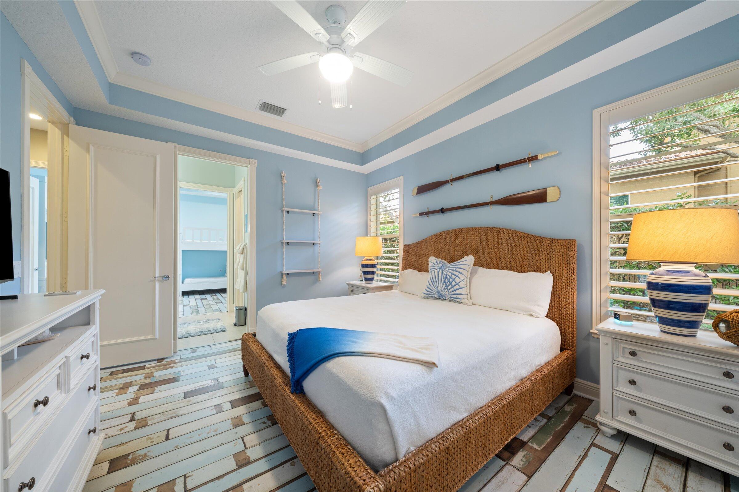 18808 SE Windward Island Lane