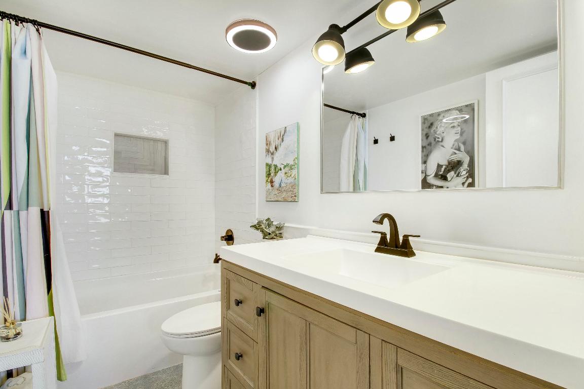 5600 N Flagler Drive Ph 107, West Palm Beach Unit: Ph 107