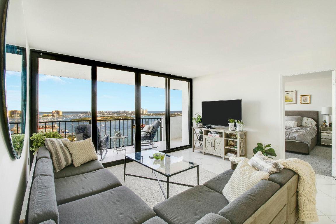 5600 N Flagler Drive Ph 107, West Palm Beach Unit: Ph 107