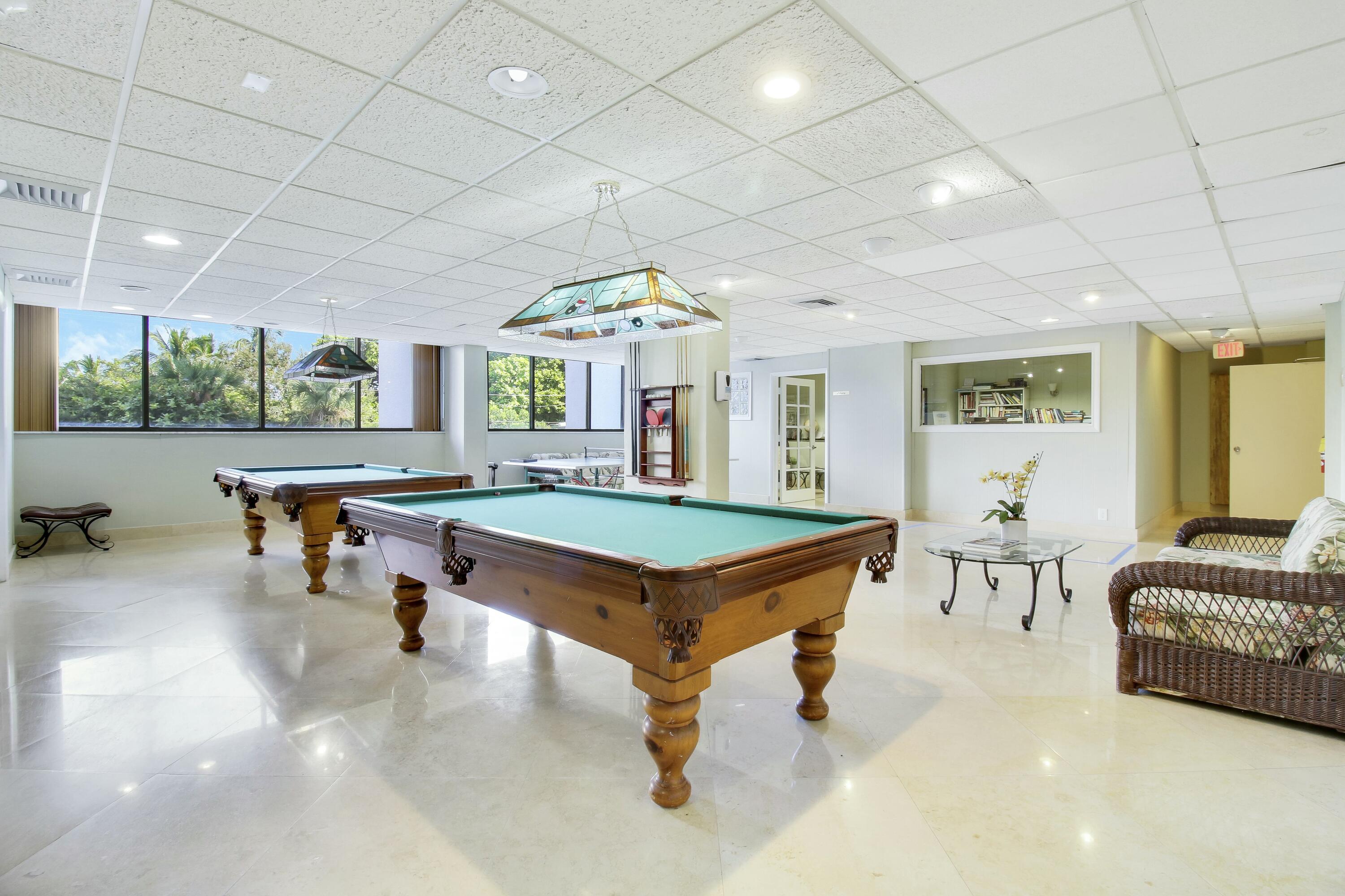 5600 N Flagler Drive Ph 107, West Palm Beach Unit: Ph 107