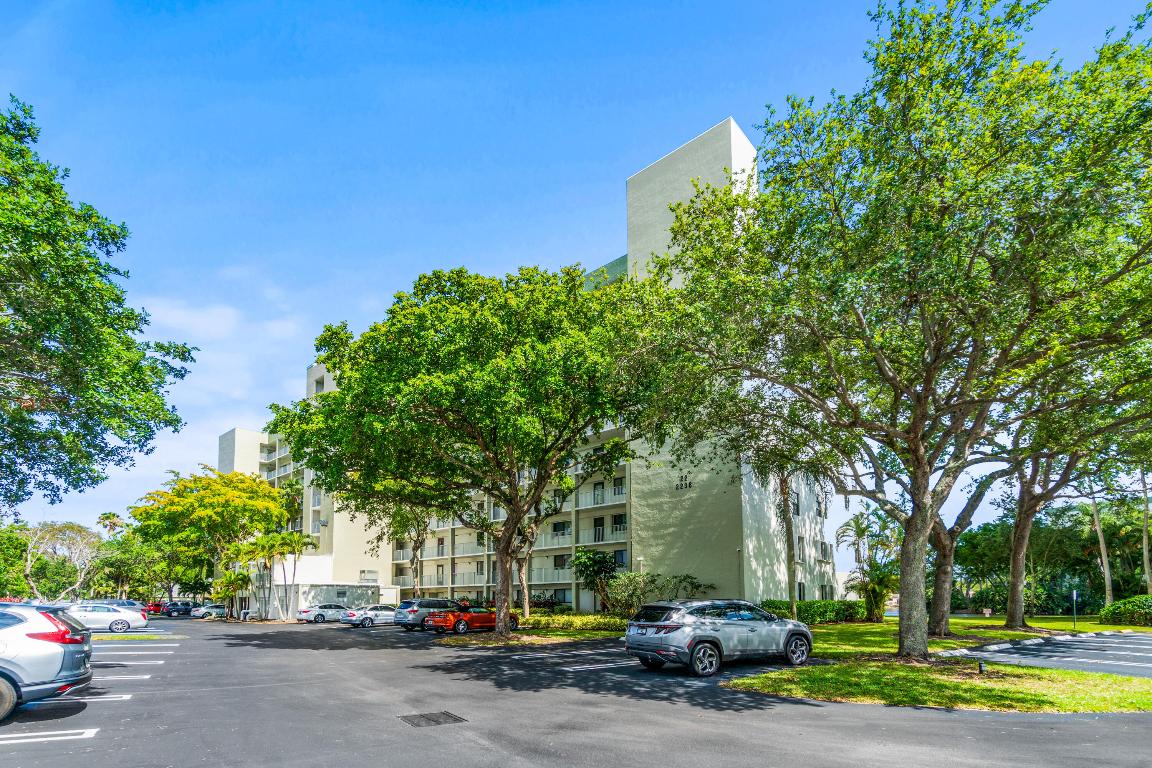 2238 N Cypress Bend Drive 108