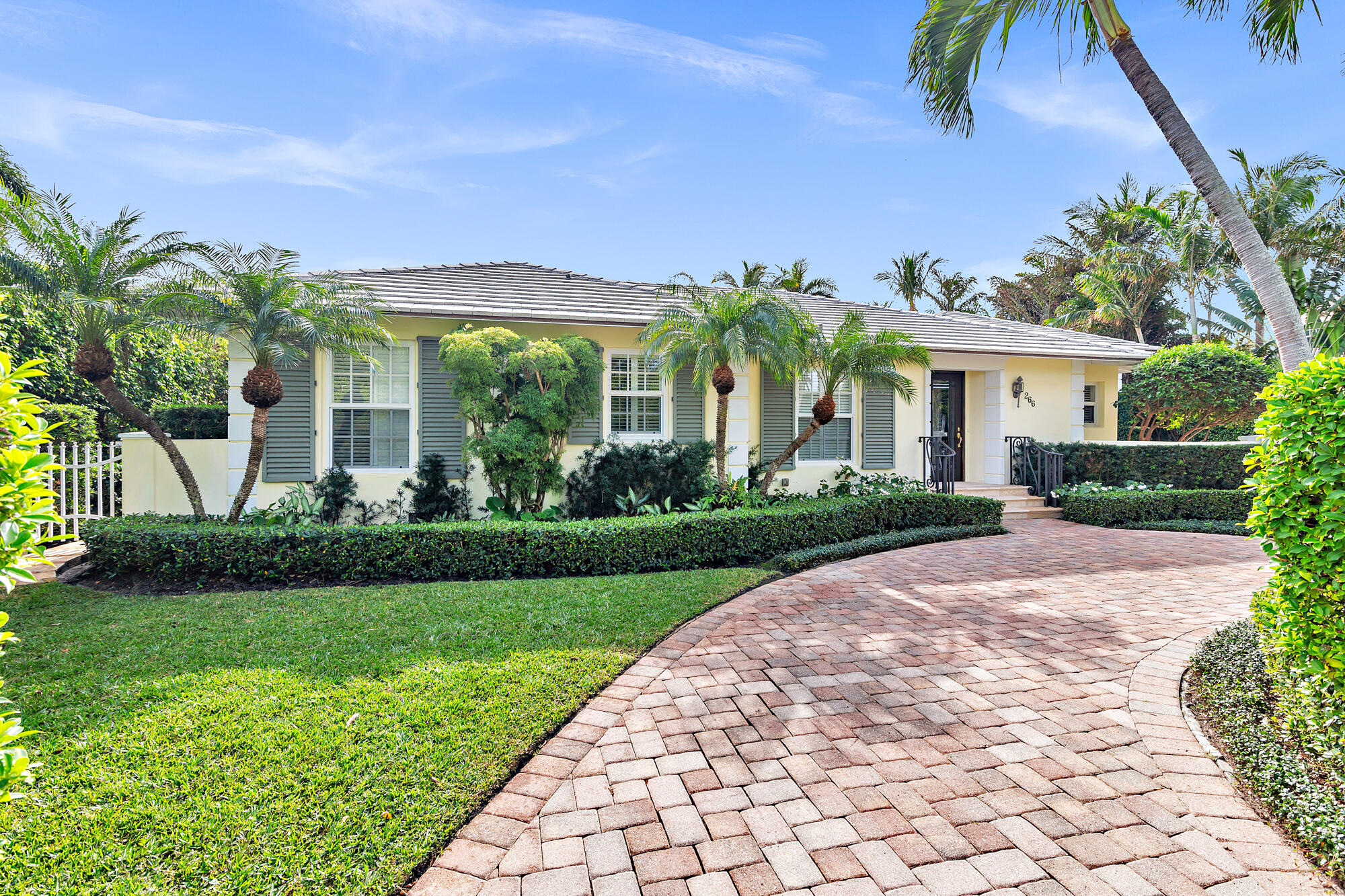 266 Southland Road, Palm Beach