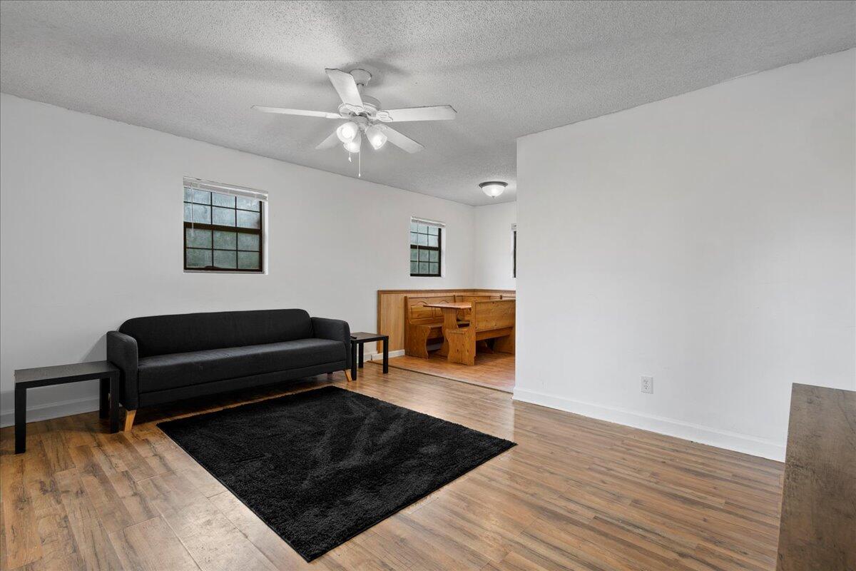 18467 47th Court N