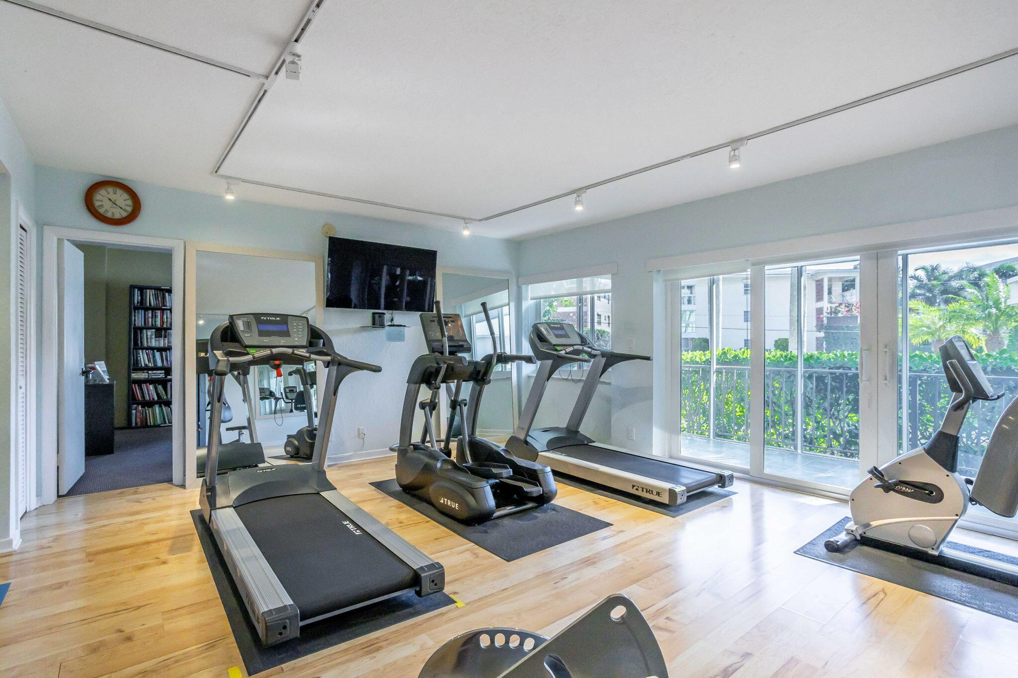 86 Macfarlane Drive 2c