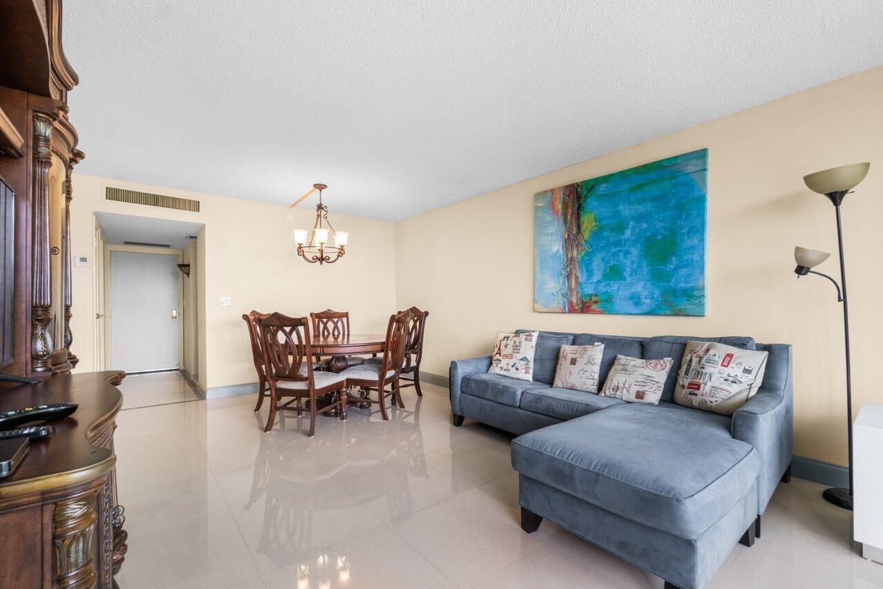 3401 N Country Club Drive 510, Aventura Unit: 510