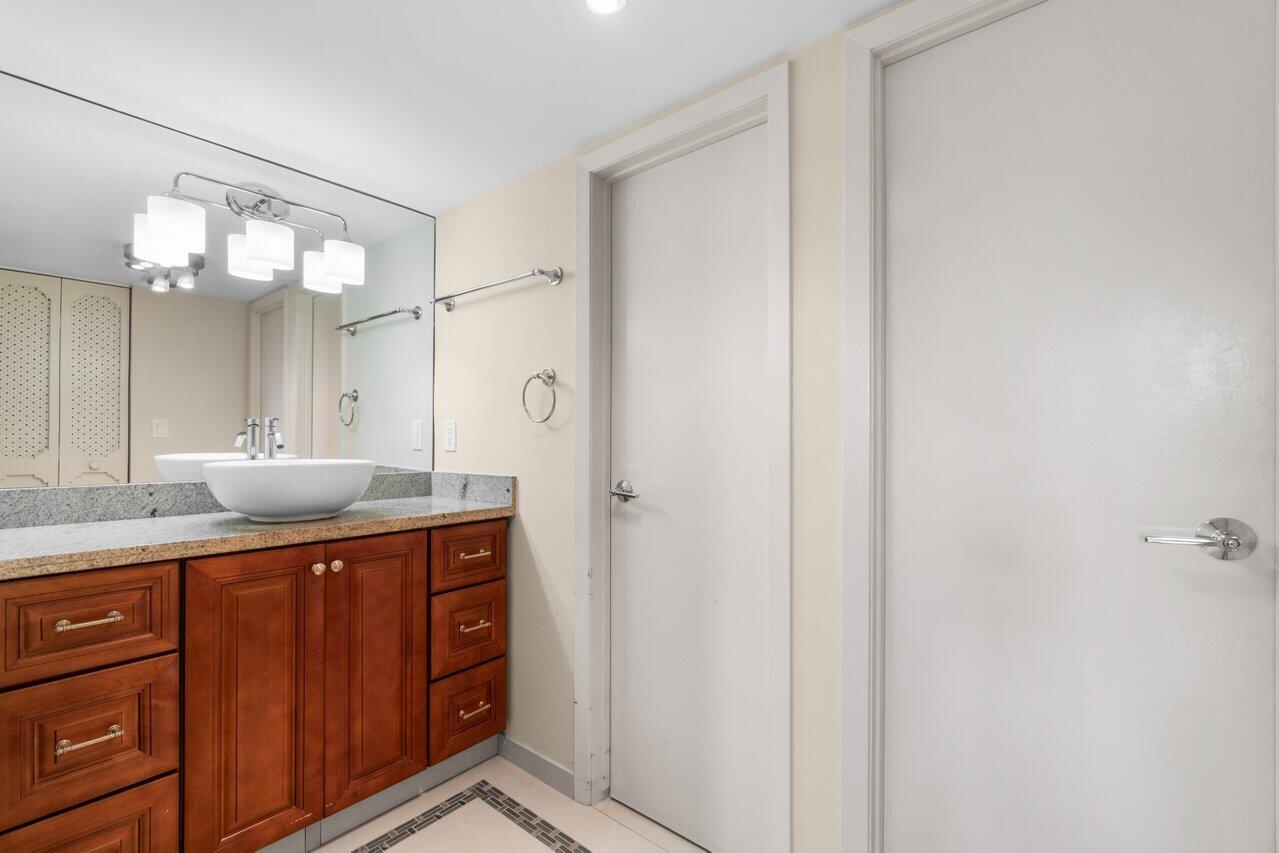 3401 N Country Club Drive 510, Aventura Unit: 510