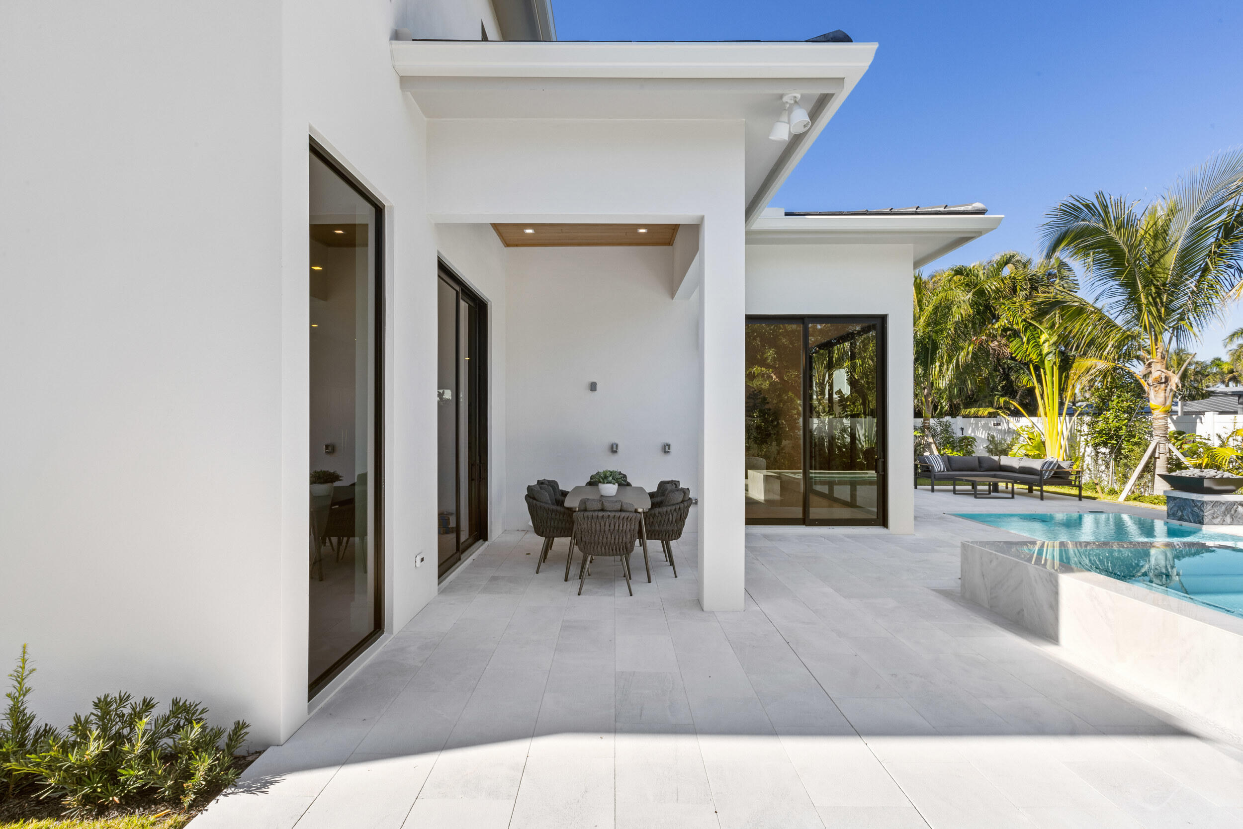 231 Inlet Way