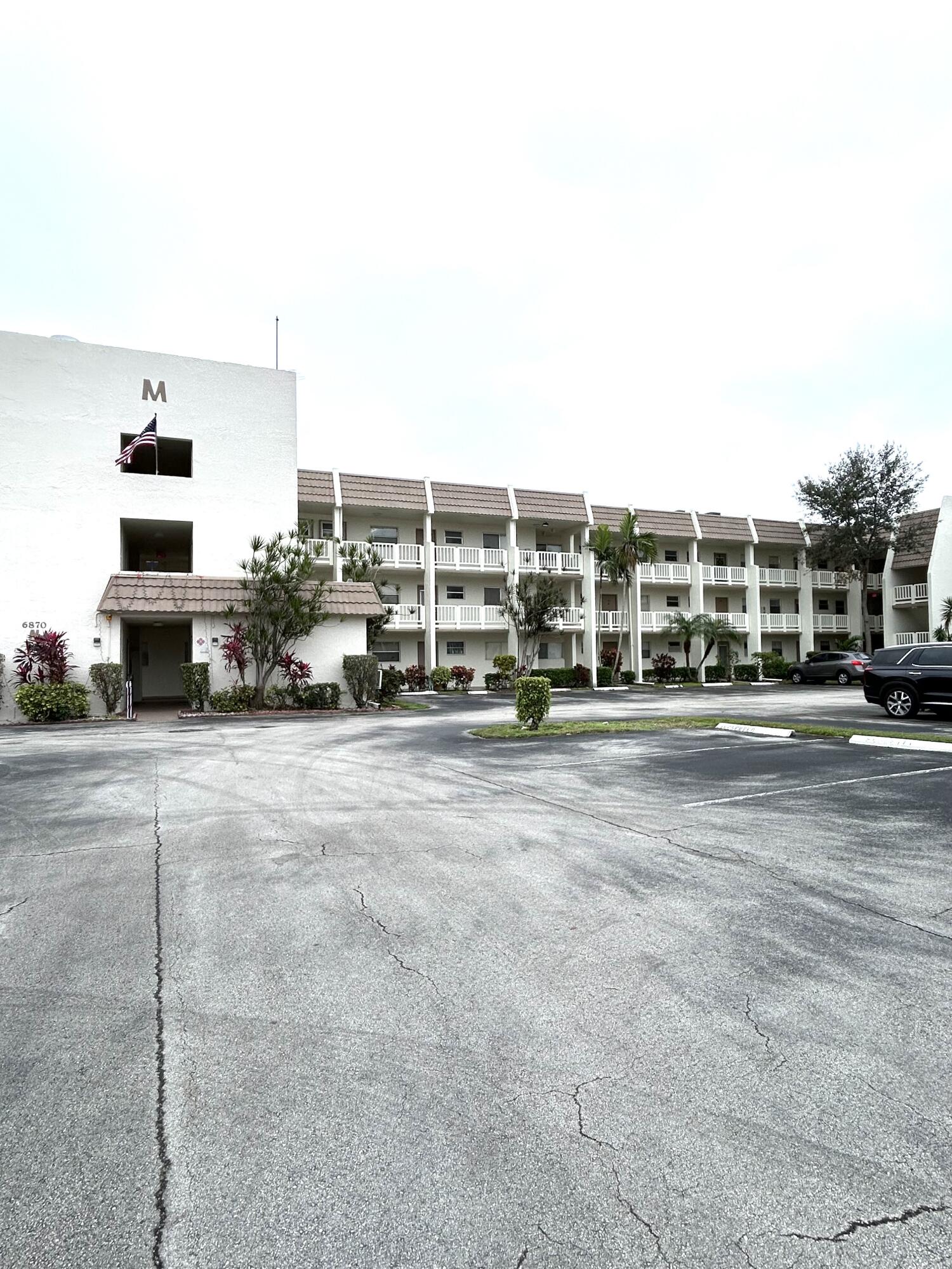 6870 Royal Palm Boulevard 110m, Margate Unit: 110m