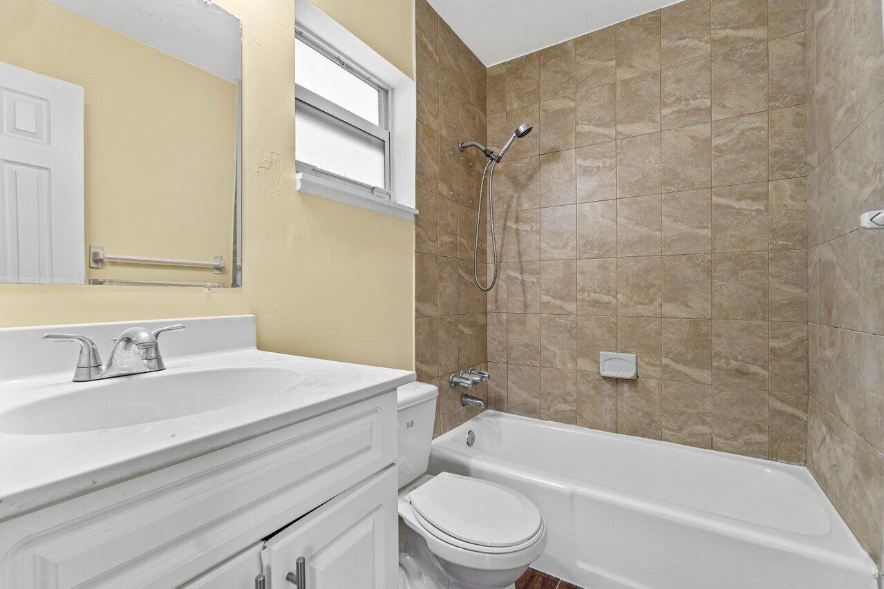 391 SE 19th Avenue 6