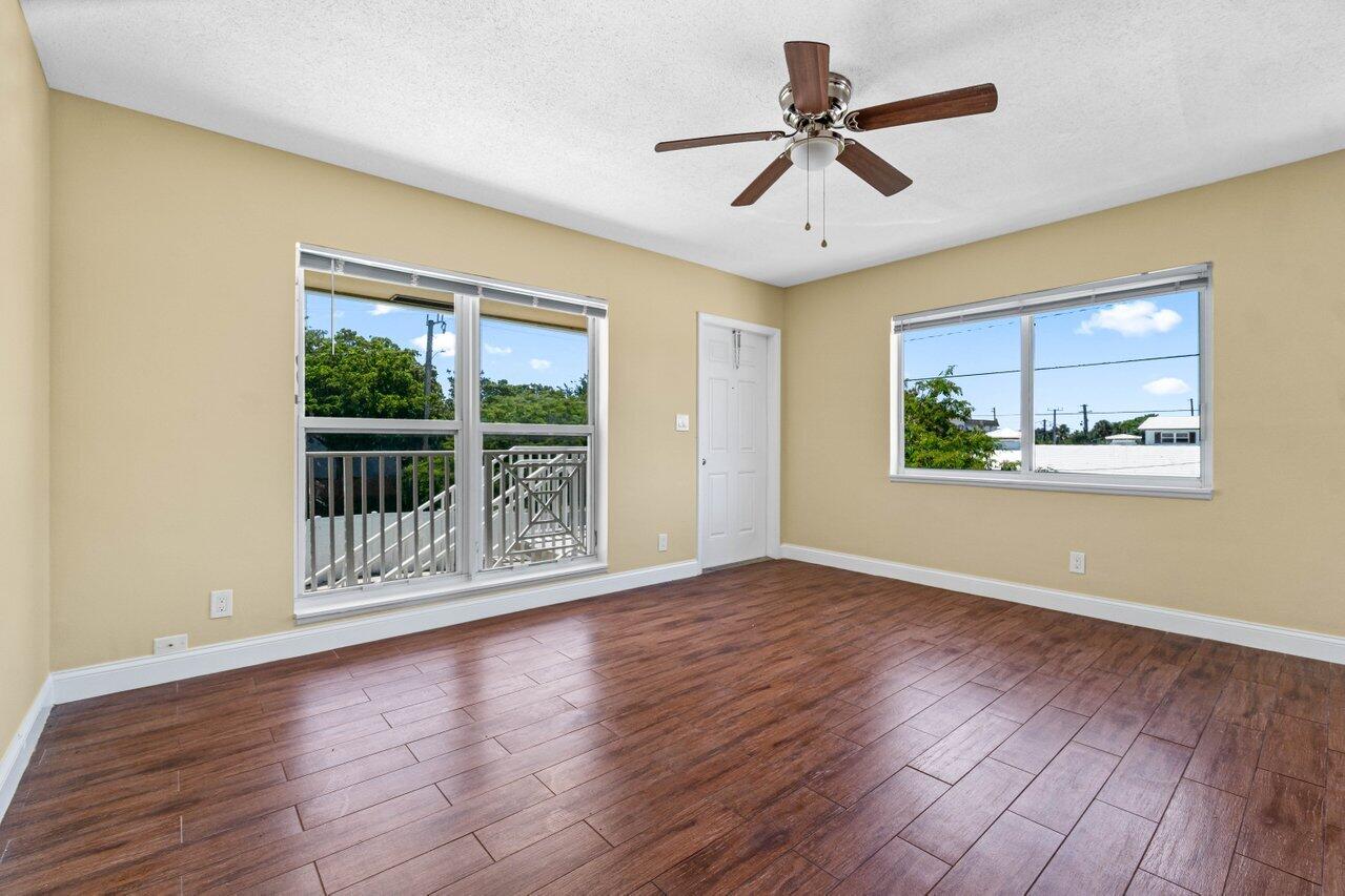 391 SE 19th Avenue 6