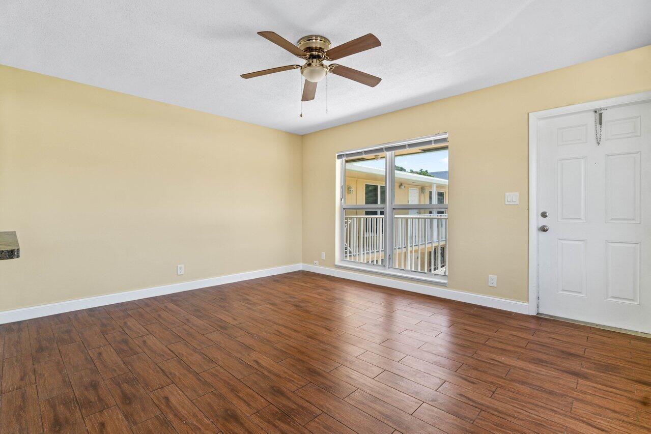 391 SE 19th Avenue 6