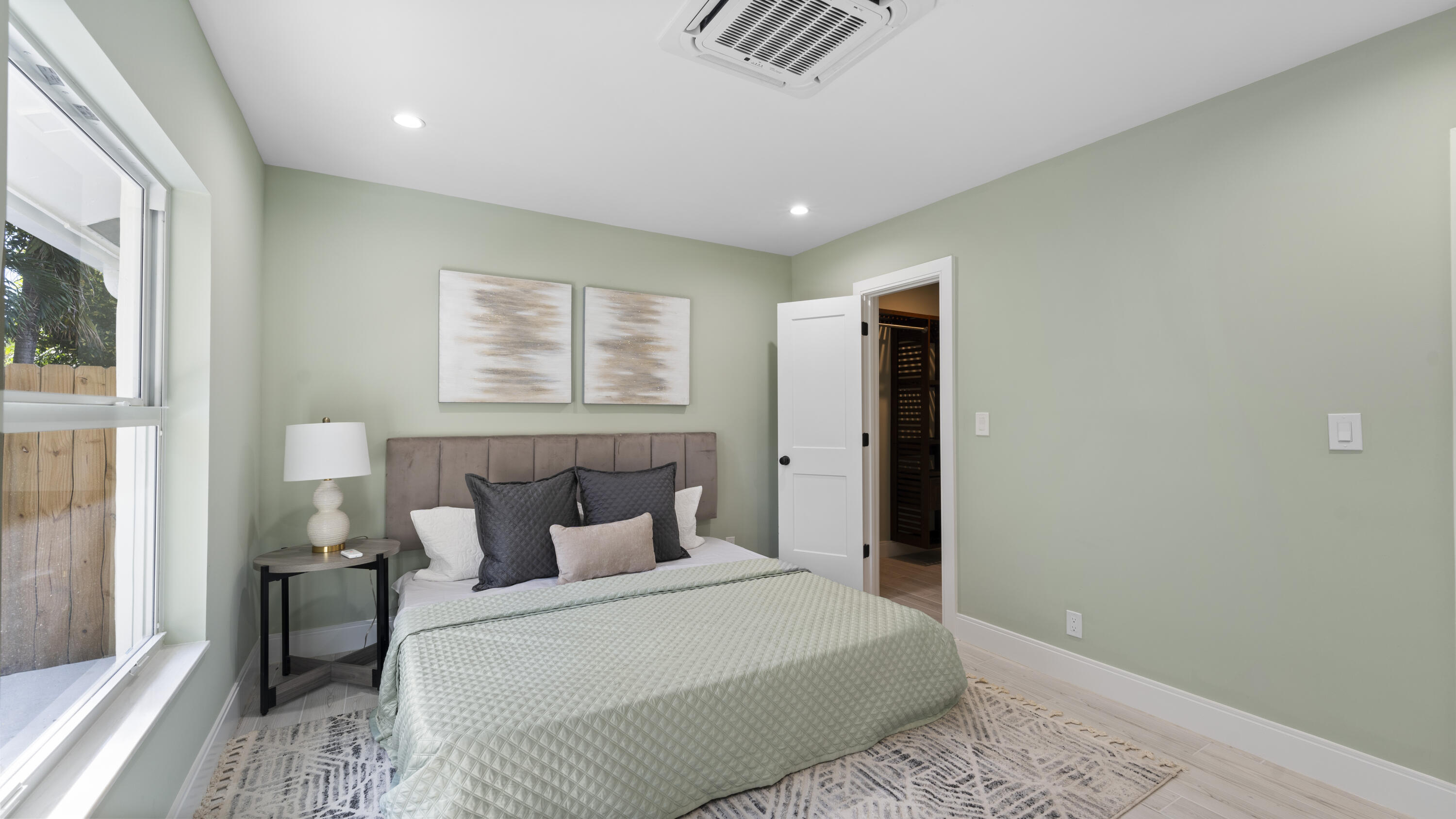 1123 Highland Beach Drive Unit: 1