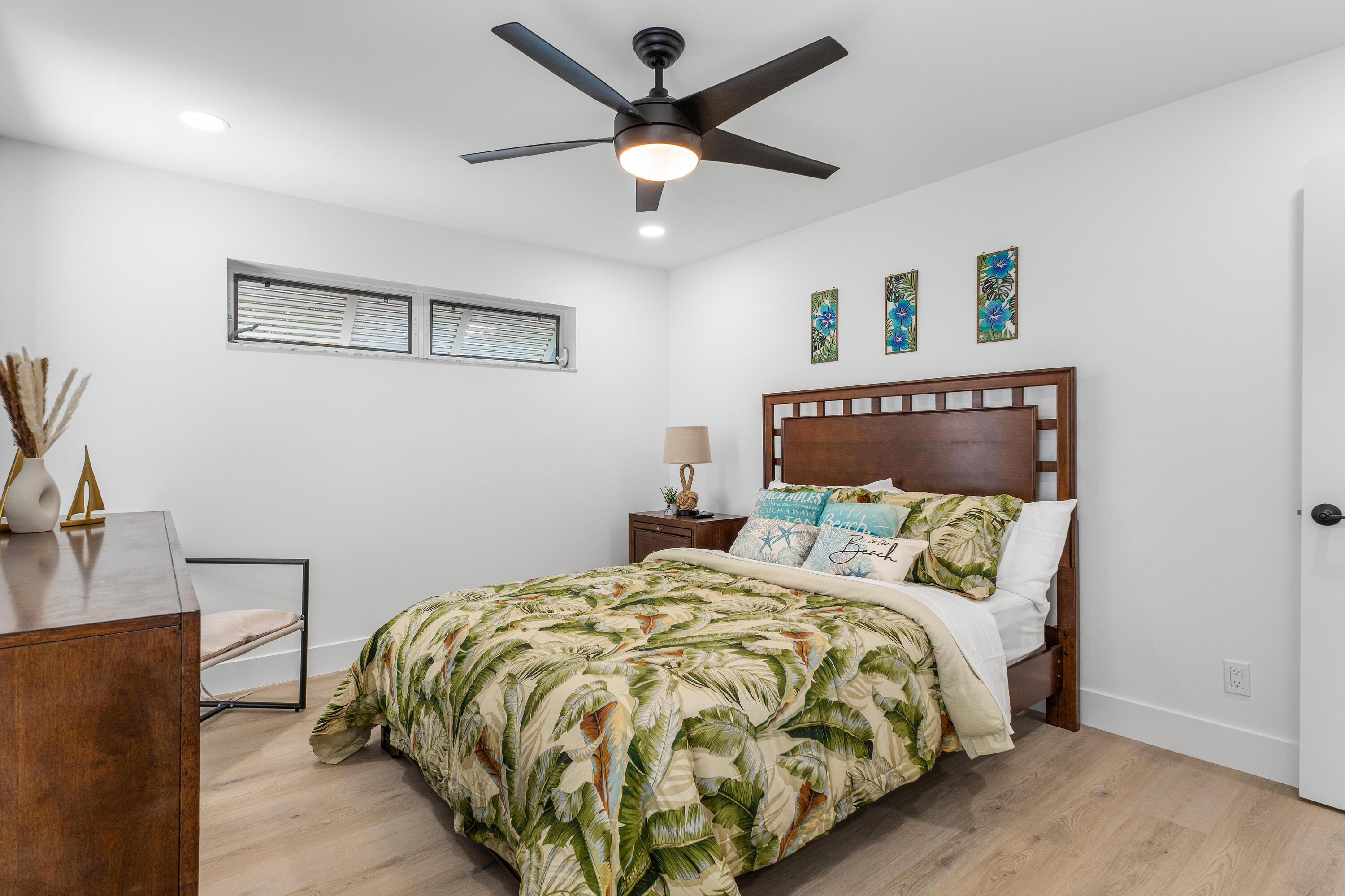 4239 SE Whiticar Way