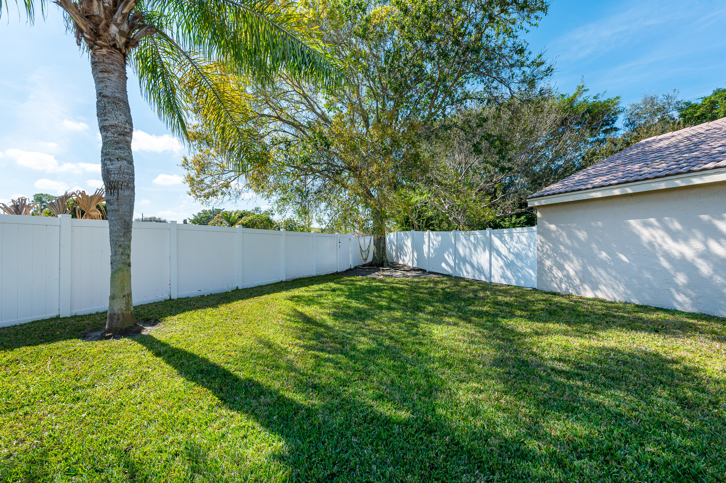 8309 Bermuda Sound Way