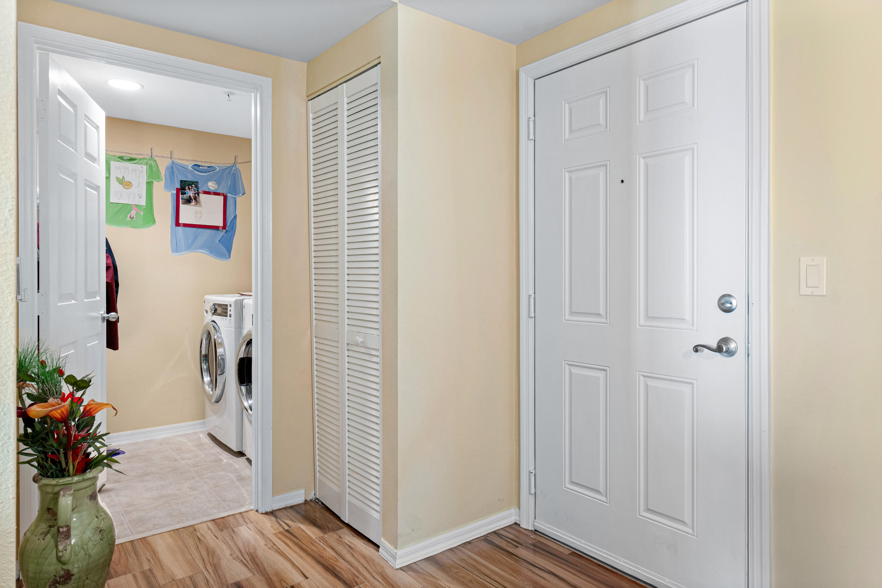700 E Boulevard 1001