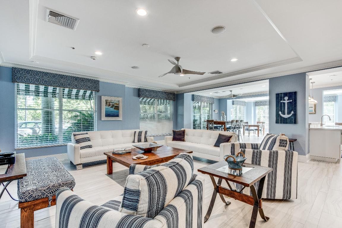 700 E Boulevard 1001