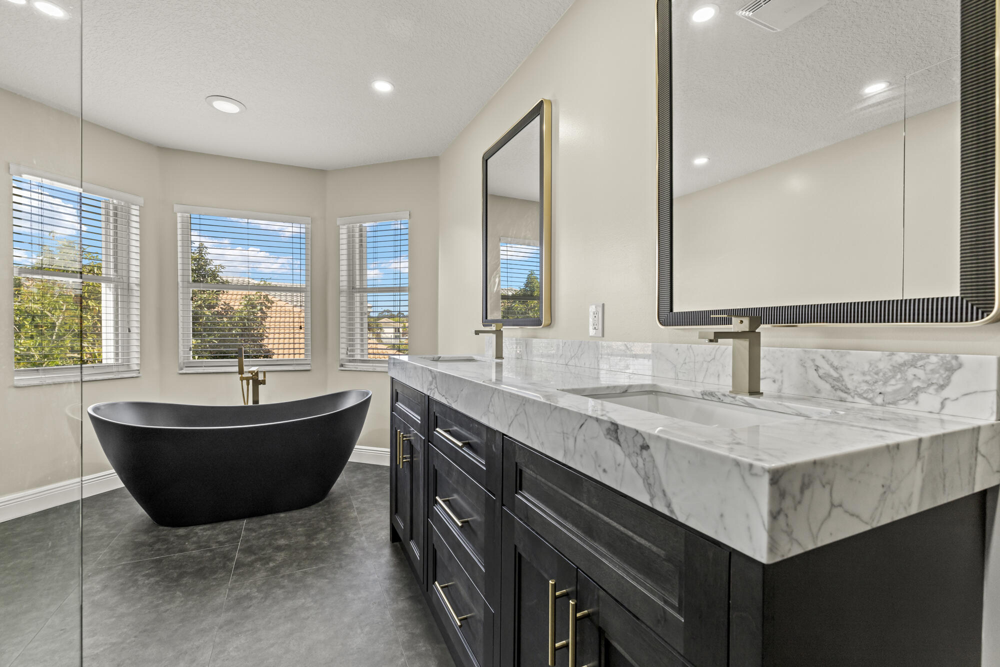 6917 Sea Daisy Drive