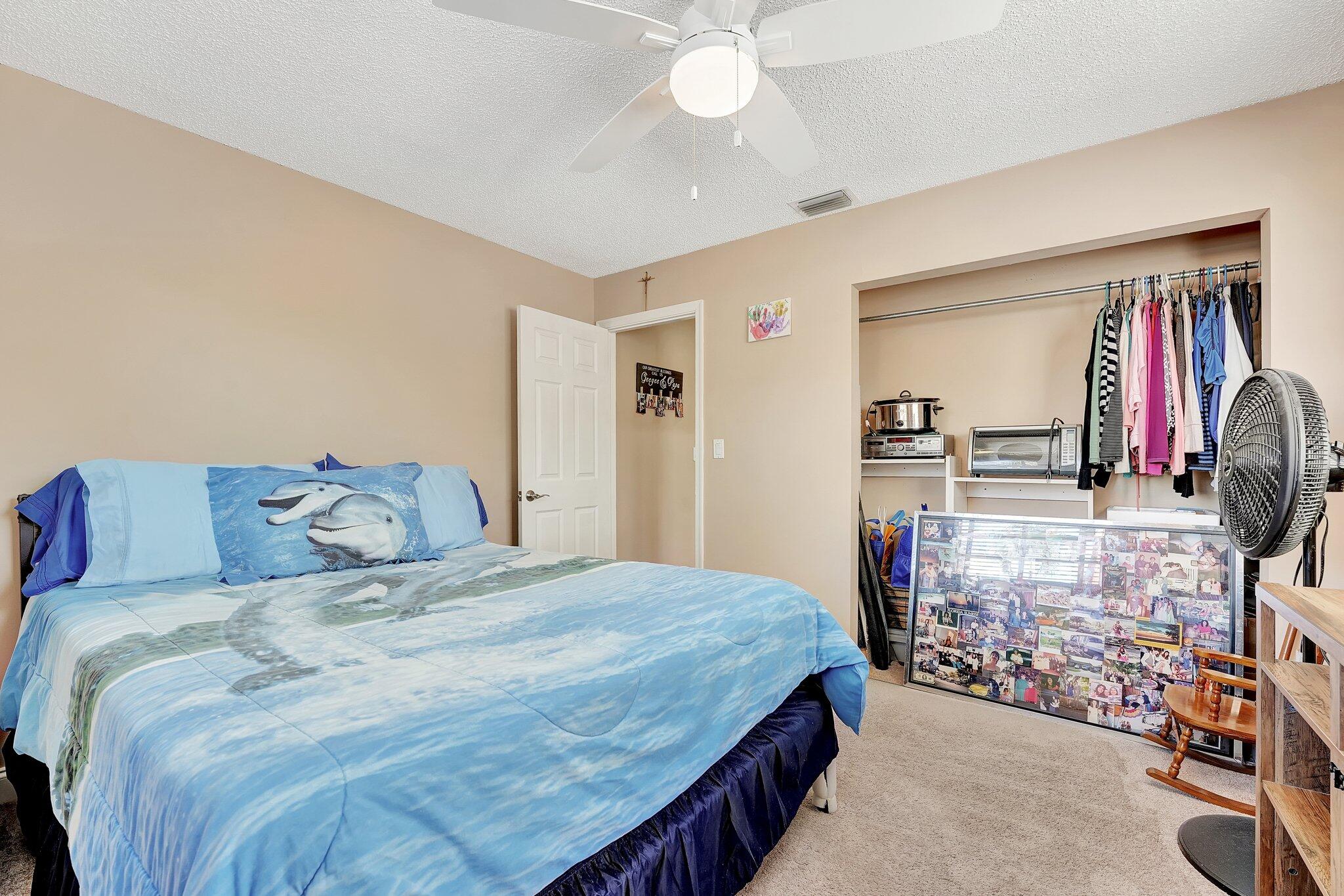335 SW 32nd Terrace