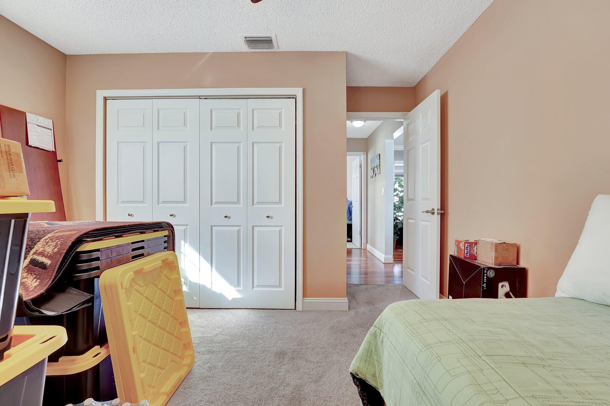 335 SW 32nd Terrace
