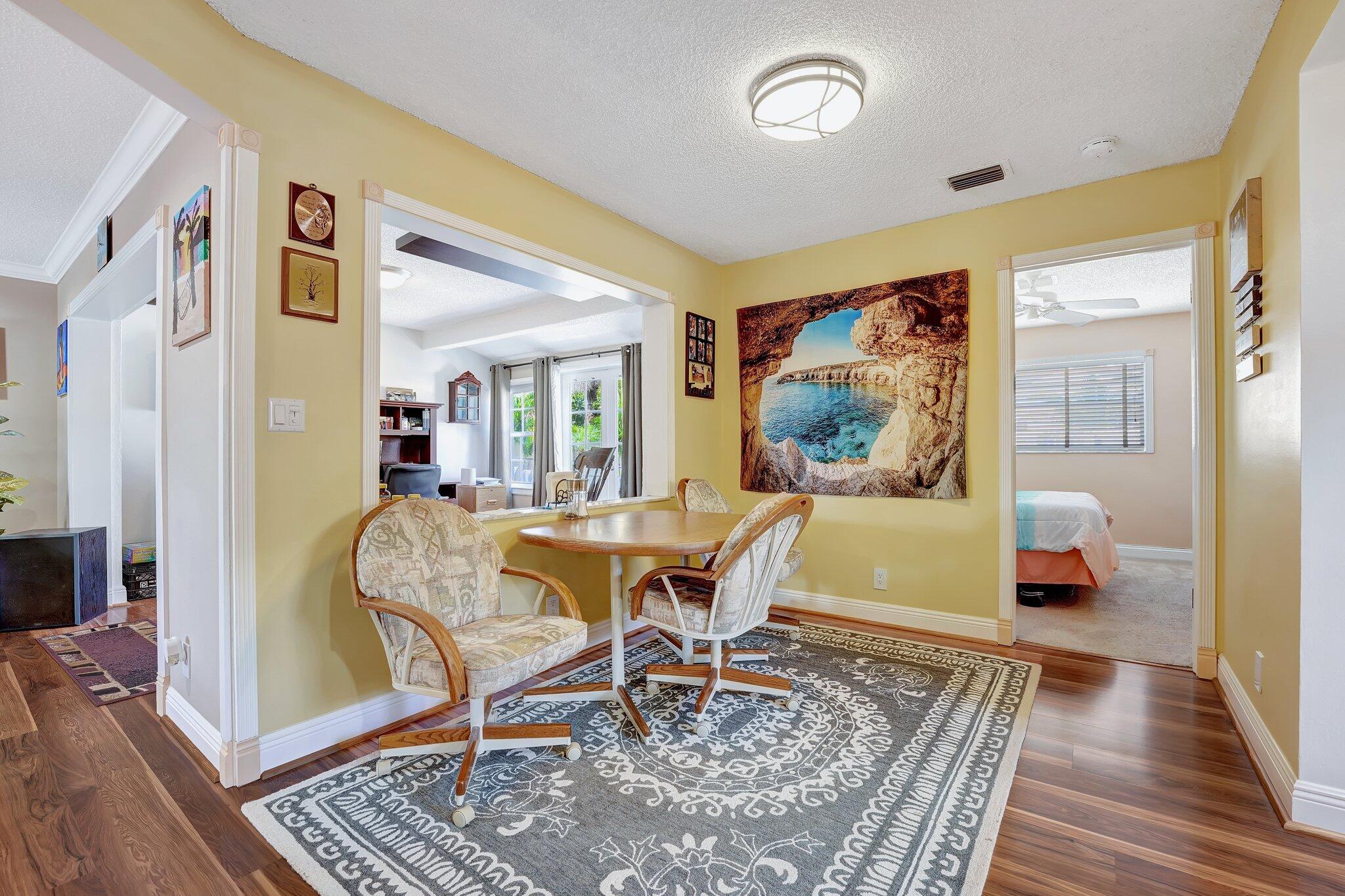 335 SW 32nd Terrace