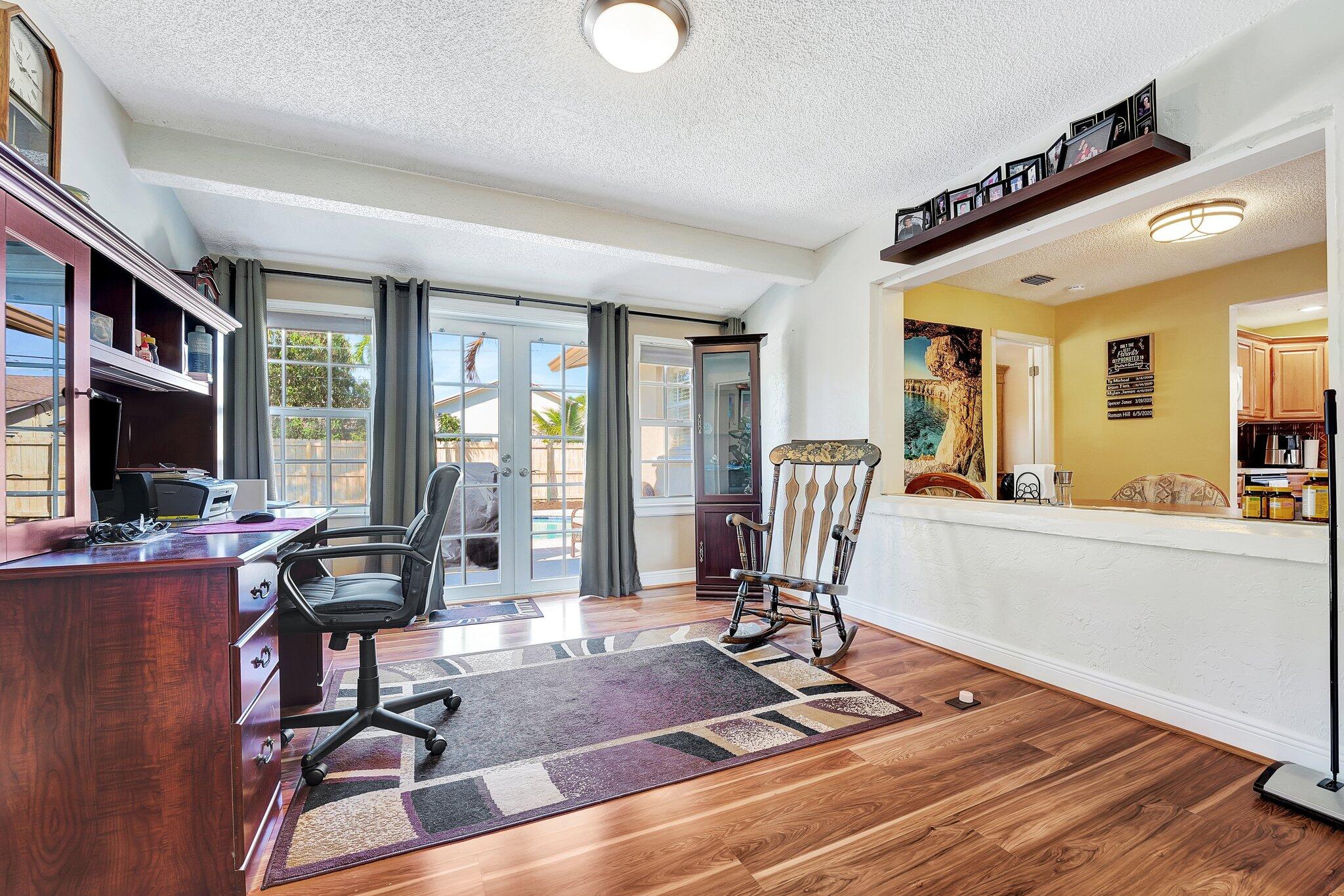 335 SW 32nd Terrace