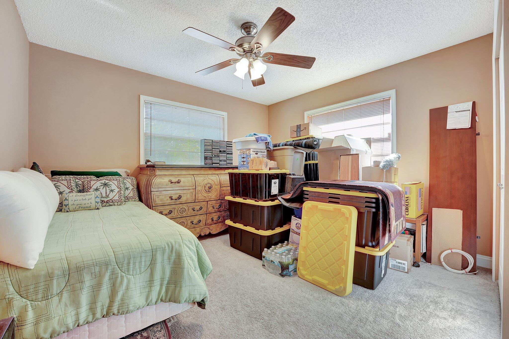 335 SW 32nd Terrace