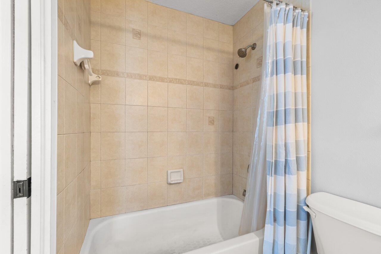 3044 SE Orange Tree Place