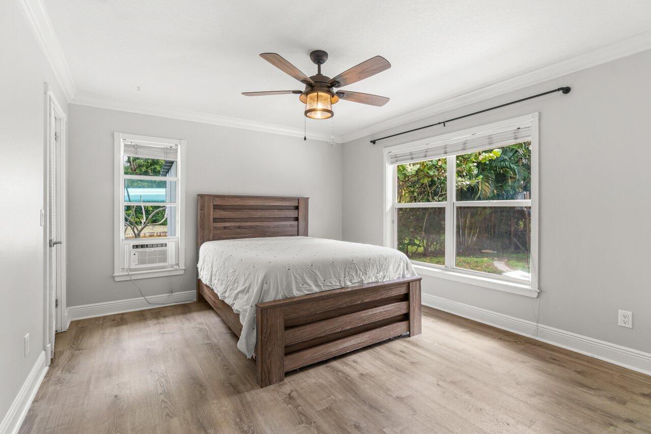 3044 SE Orange Tree Place