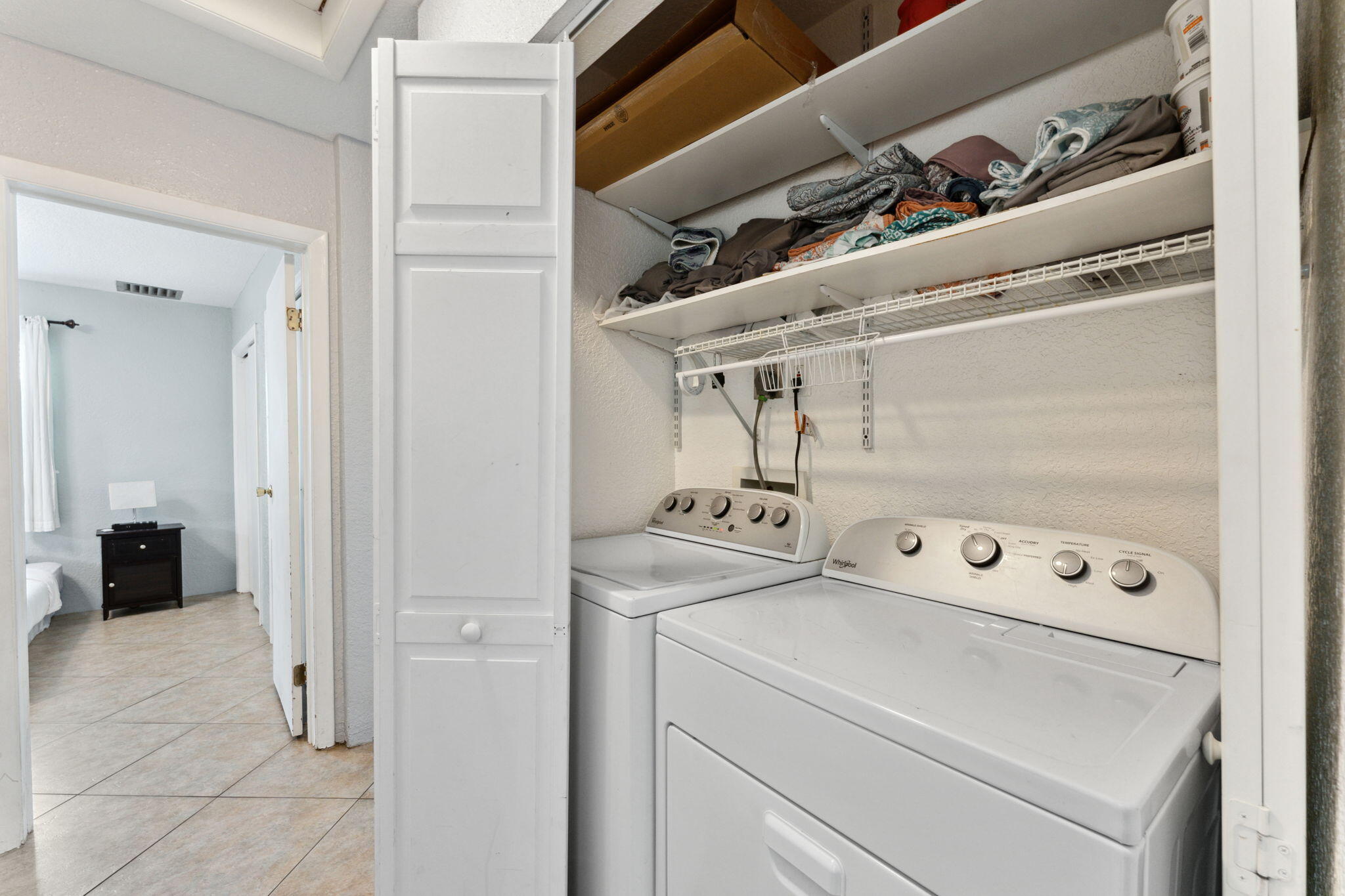 718 NW 9th Avenue, Dania Beach