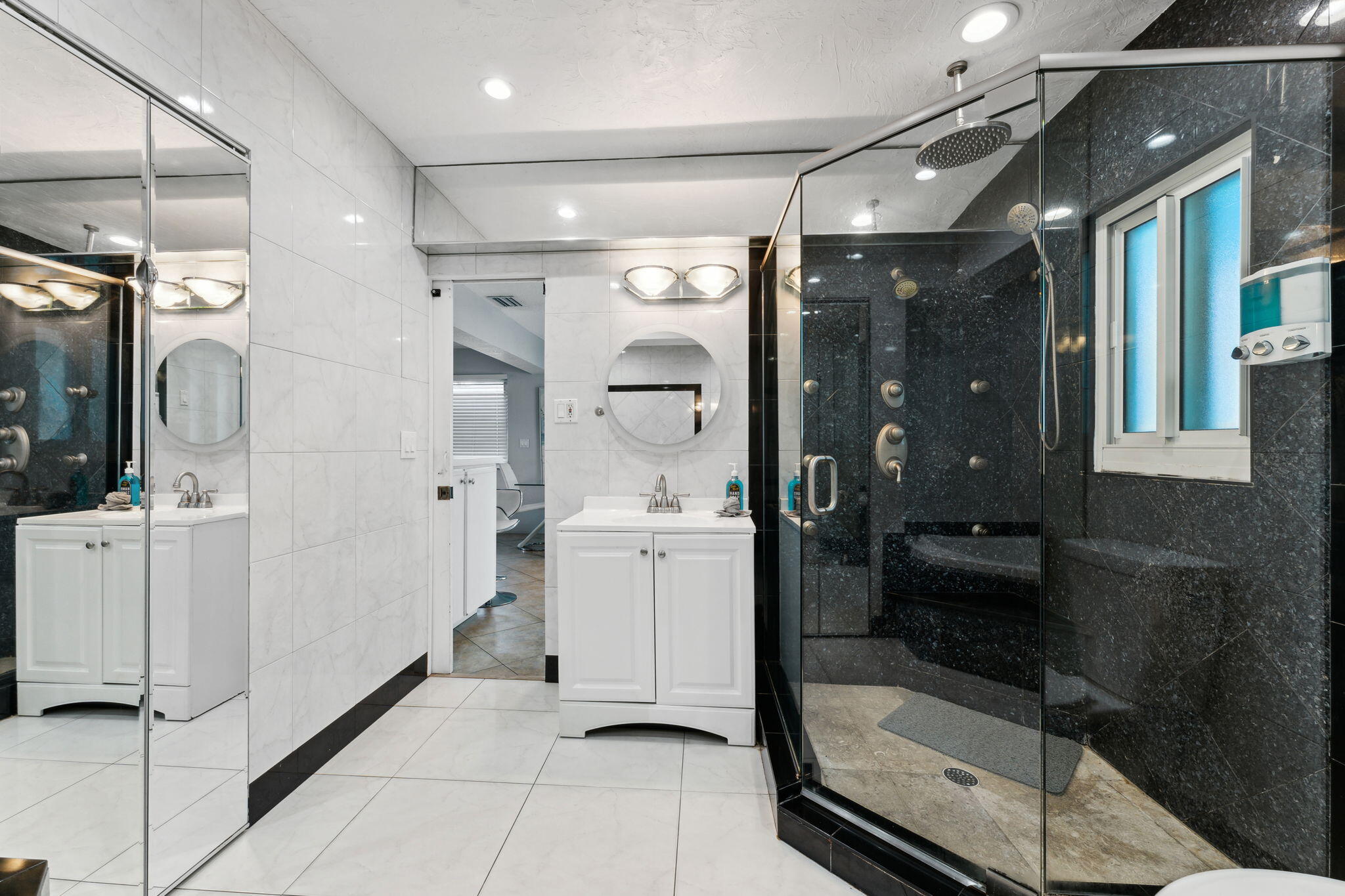718 NW 9th Avenue, Dania Beach