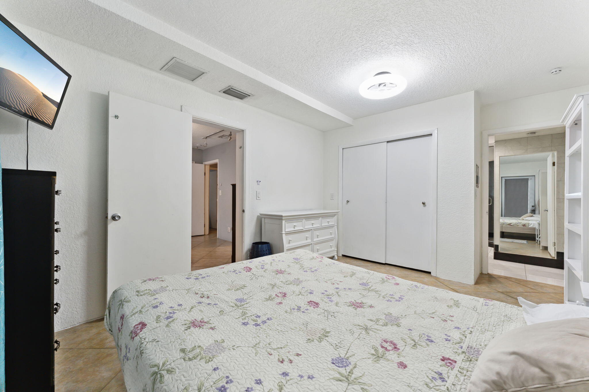 718 NW 9th Avenue, Dania Beach