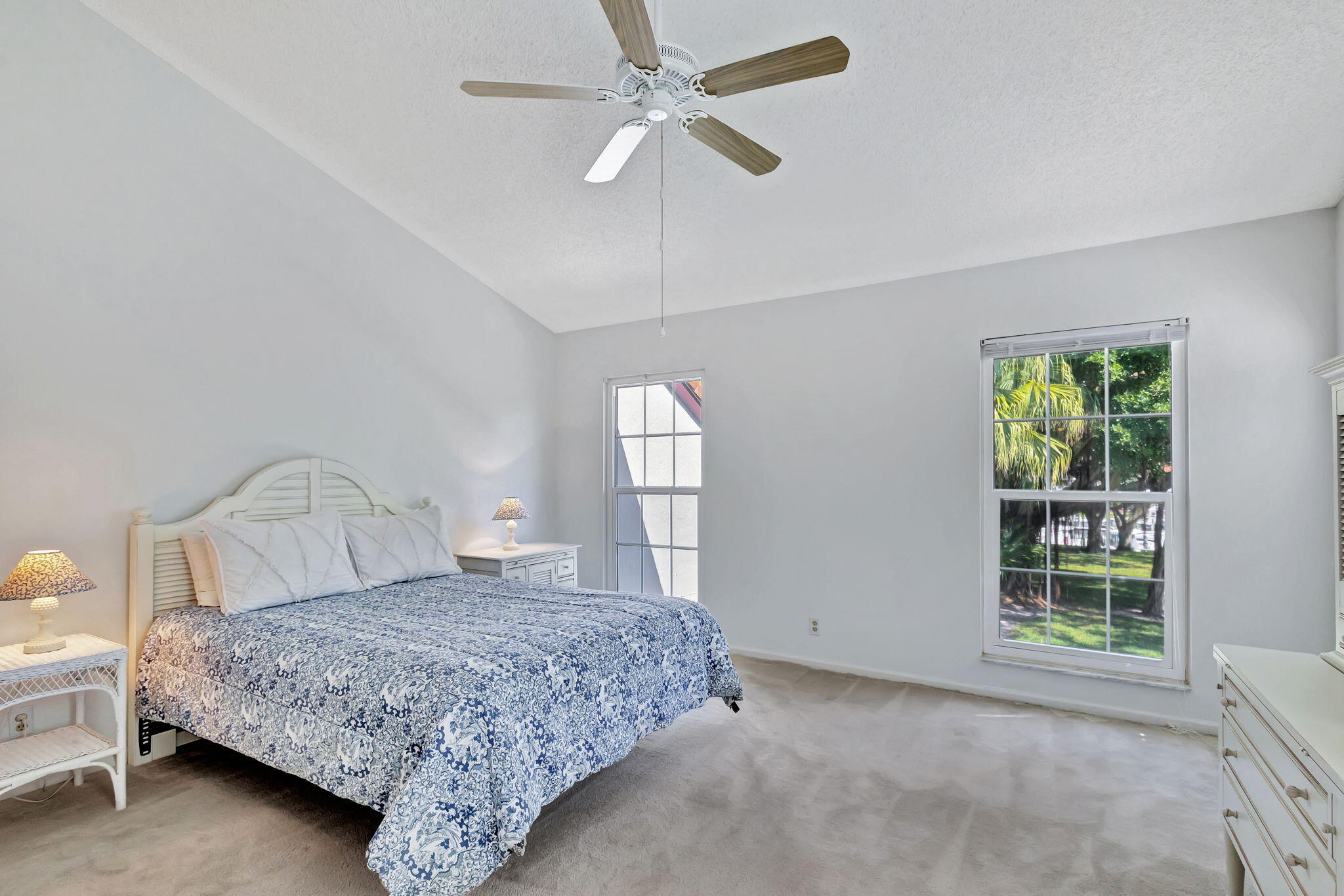 2439 Treasure Isle Drive 8, Palm Beach Gardens Unit: 8