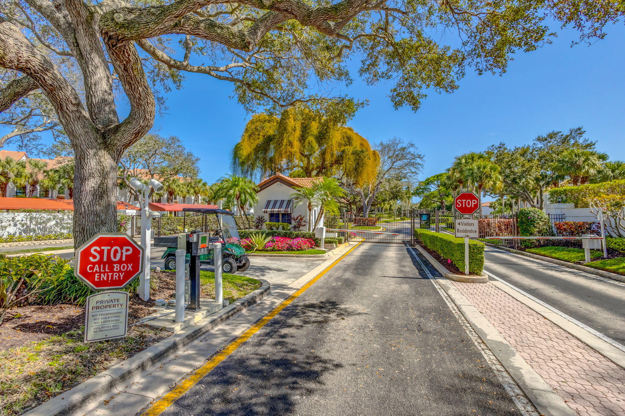 2439 Treasure Isle Drive 8, Palm Beach Gardens Unit: 8